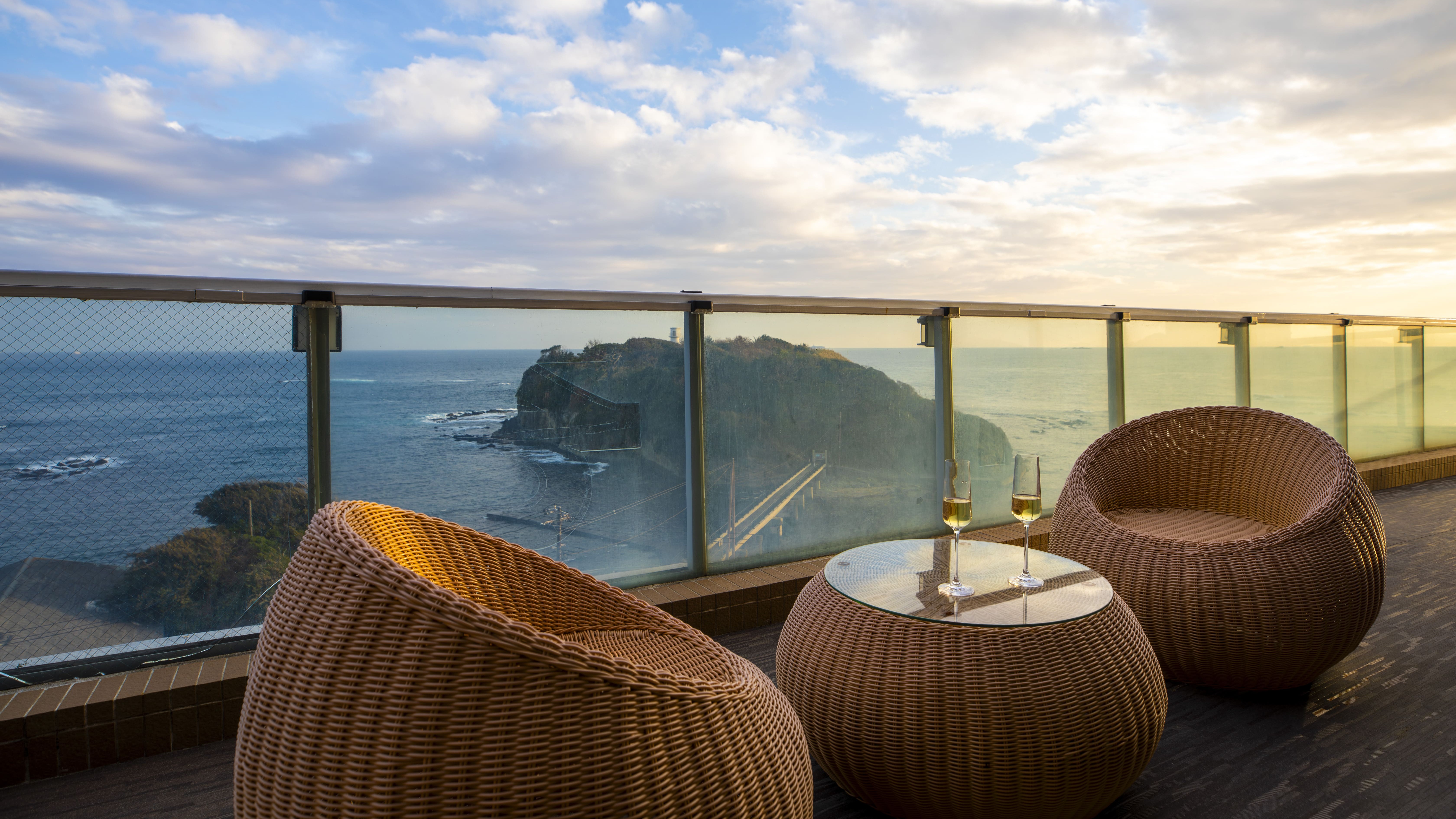 【ラウンジテラス】オーシャンビューの絶景