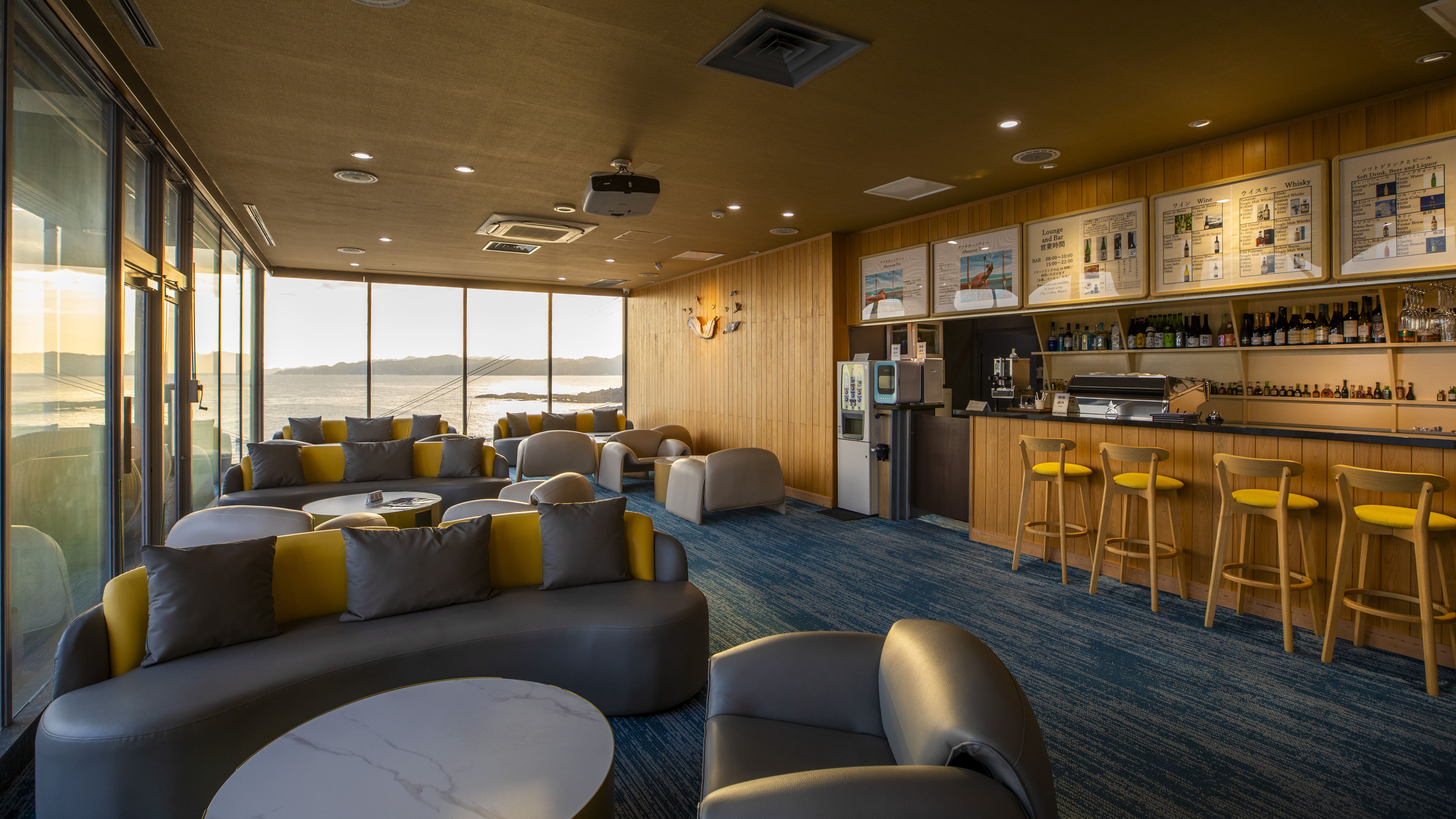 【ラウンジ】オーシャンビューの絶景