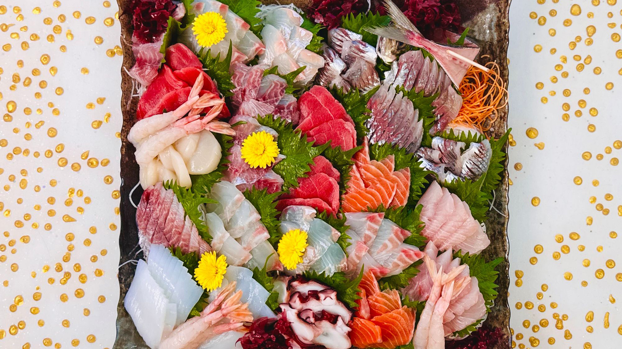 【お刺身盛合せ】