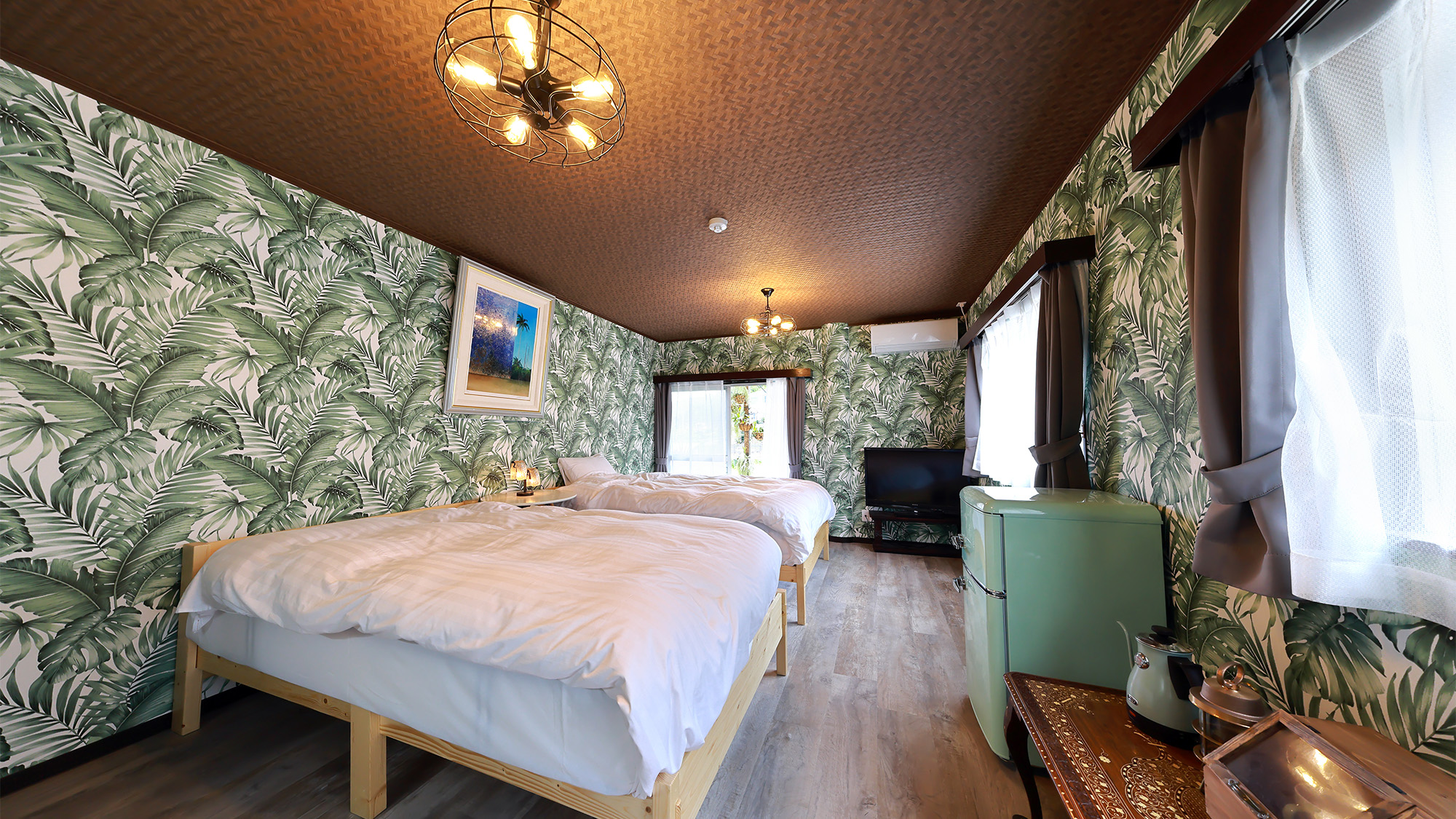 【1階洋室_東側】