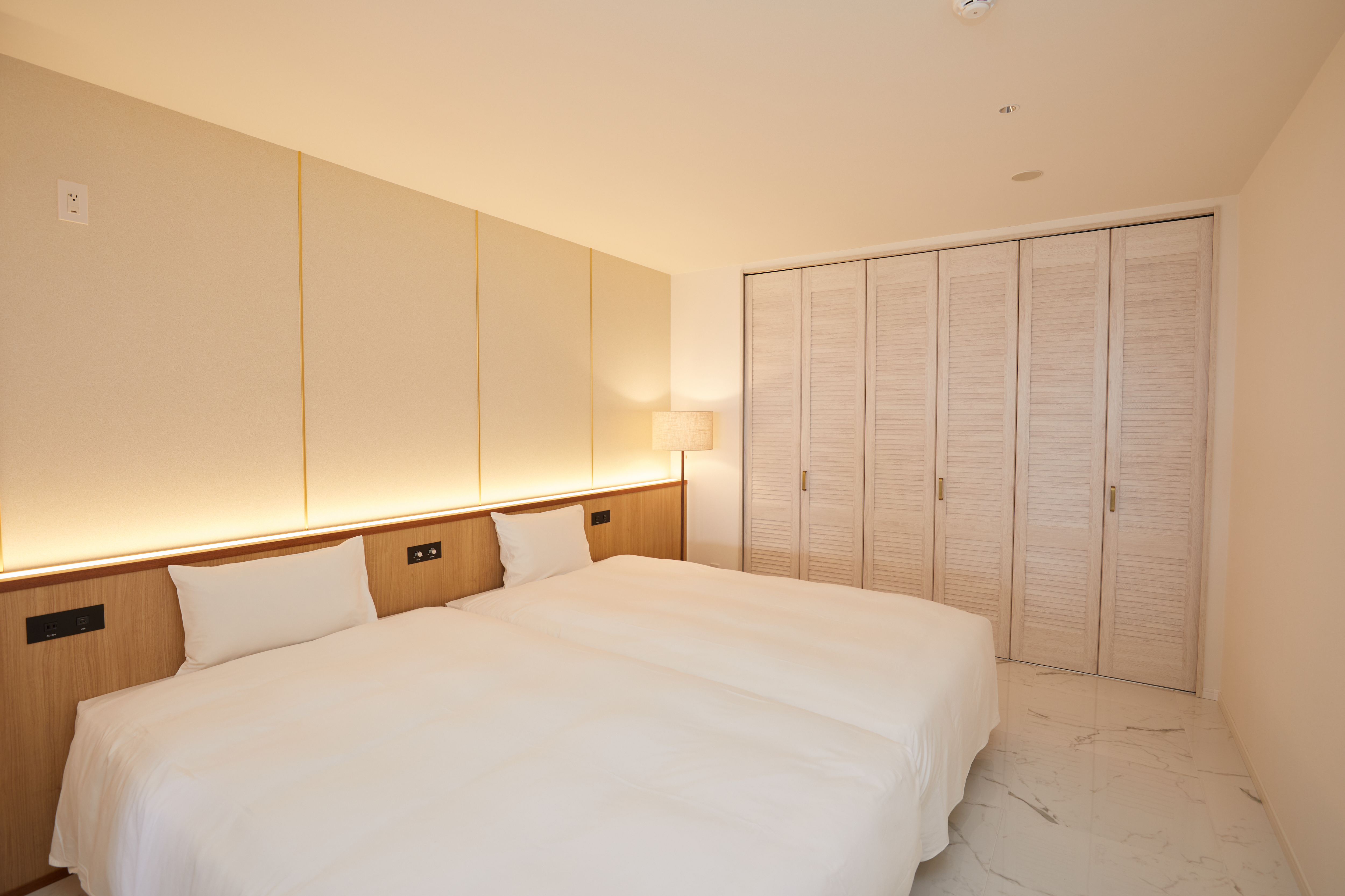 本館スイート ベッドルーム