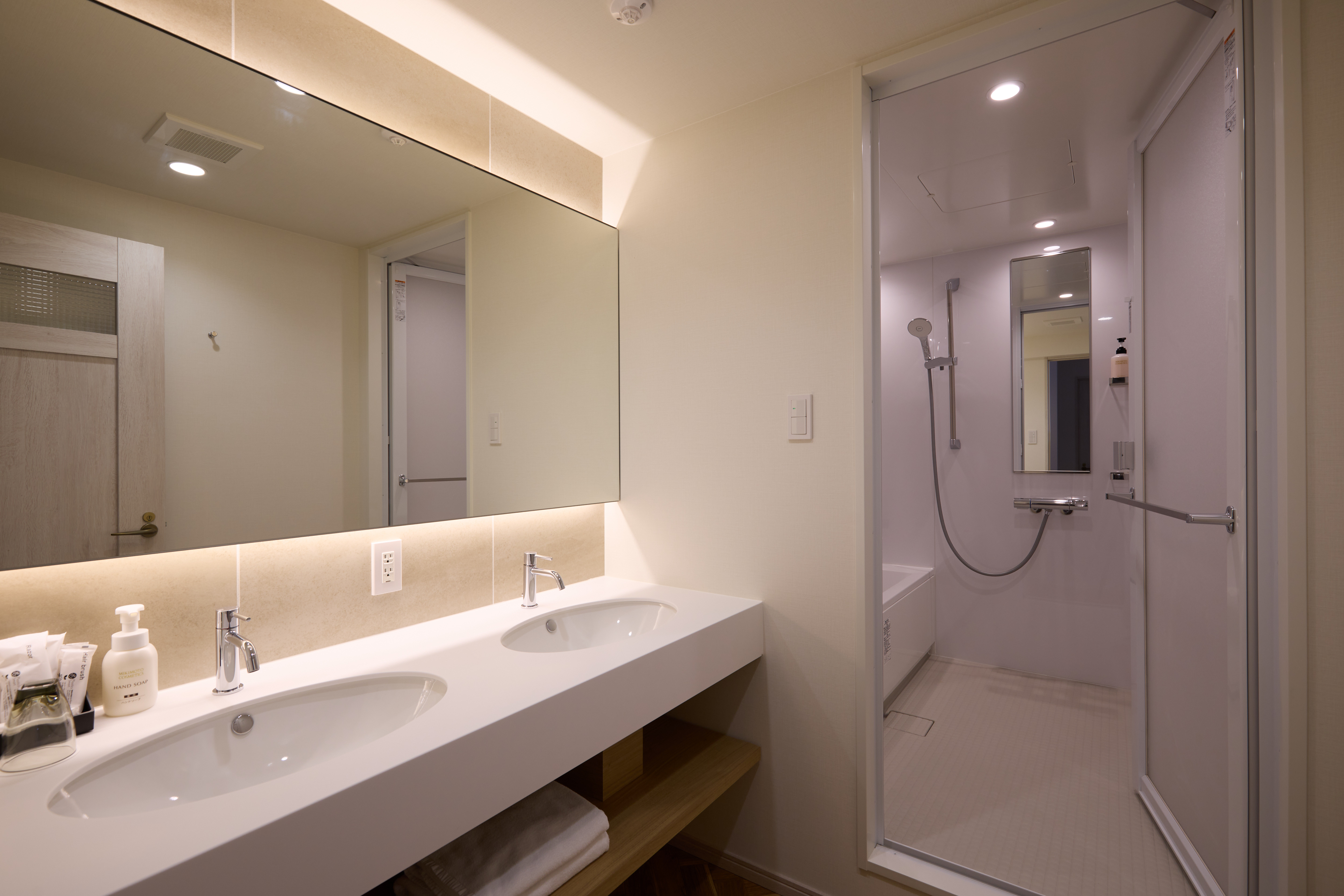 本館デラックスバス