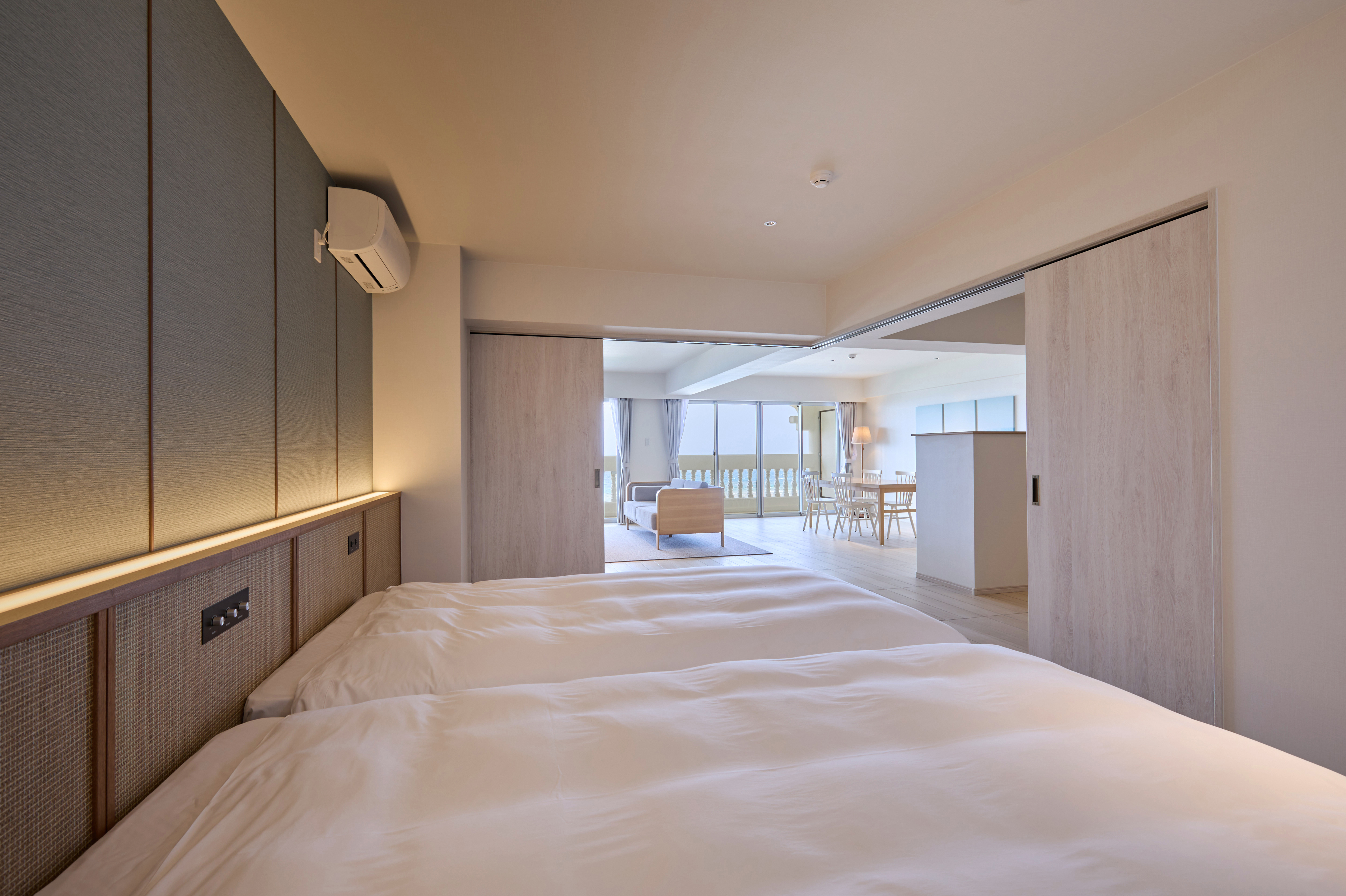 本館デラックス③ベッド