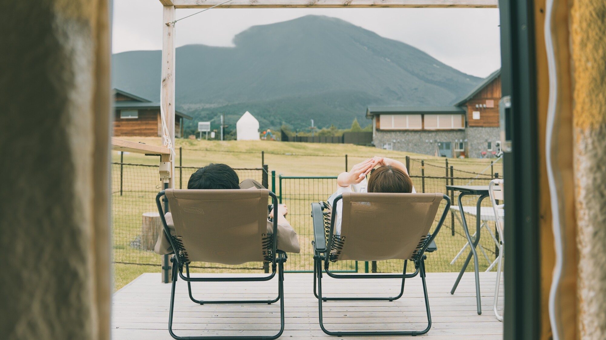 浅間山を眺めながら憩いのひとときを。