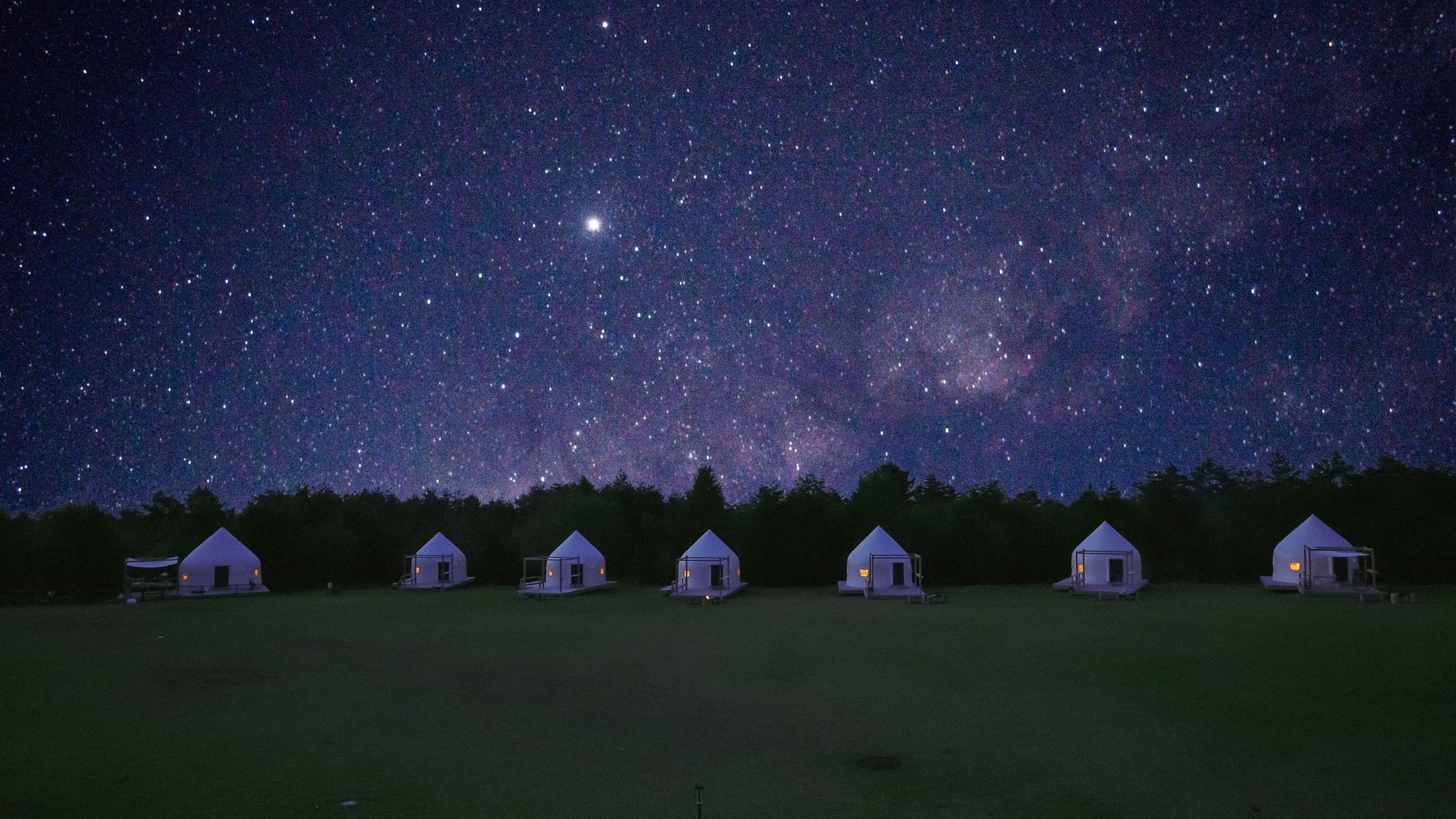 満点の星空とジオルーム