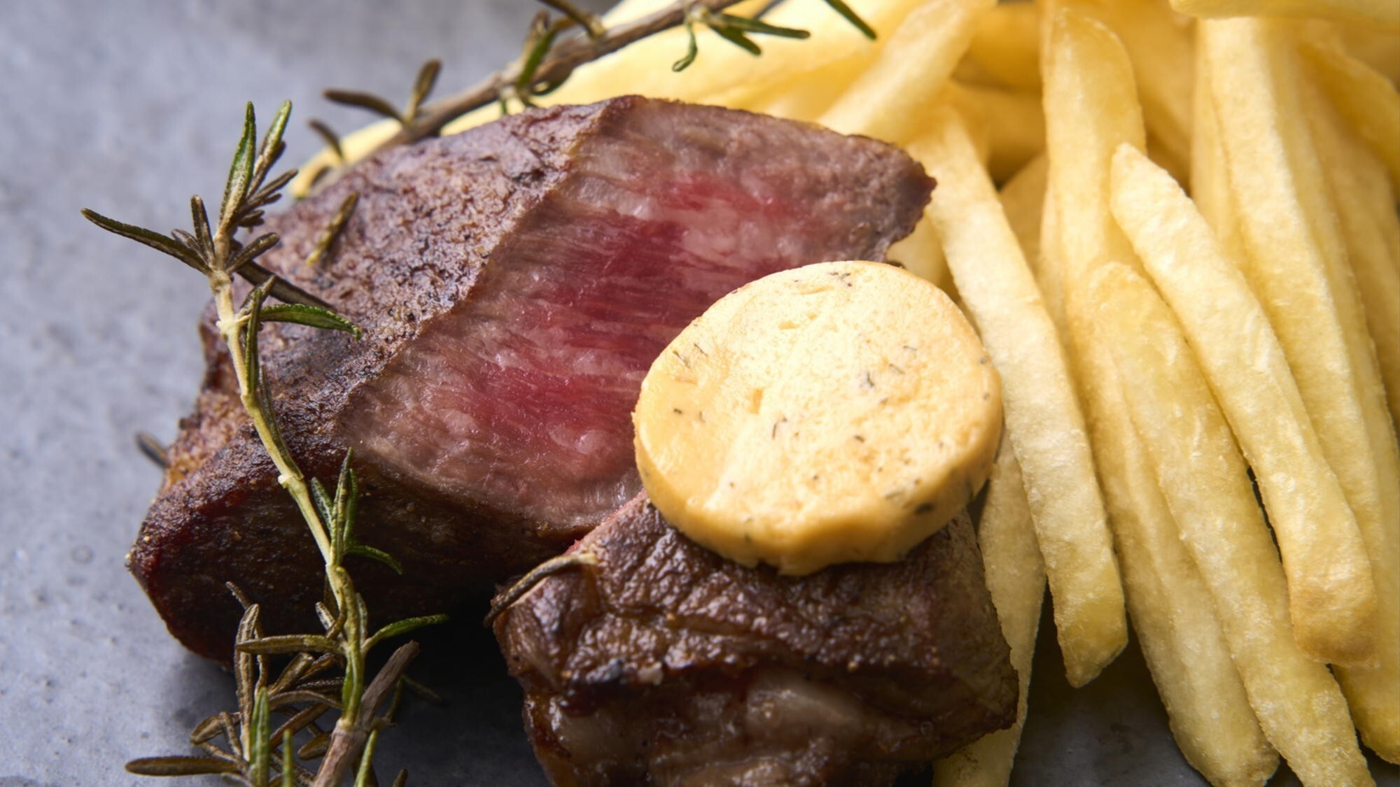 【開業記念特別プラン25％OFF／夕・朝食付】お好きなお肉料理とデザートがチョイスできるフルコース