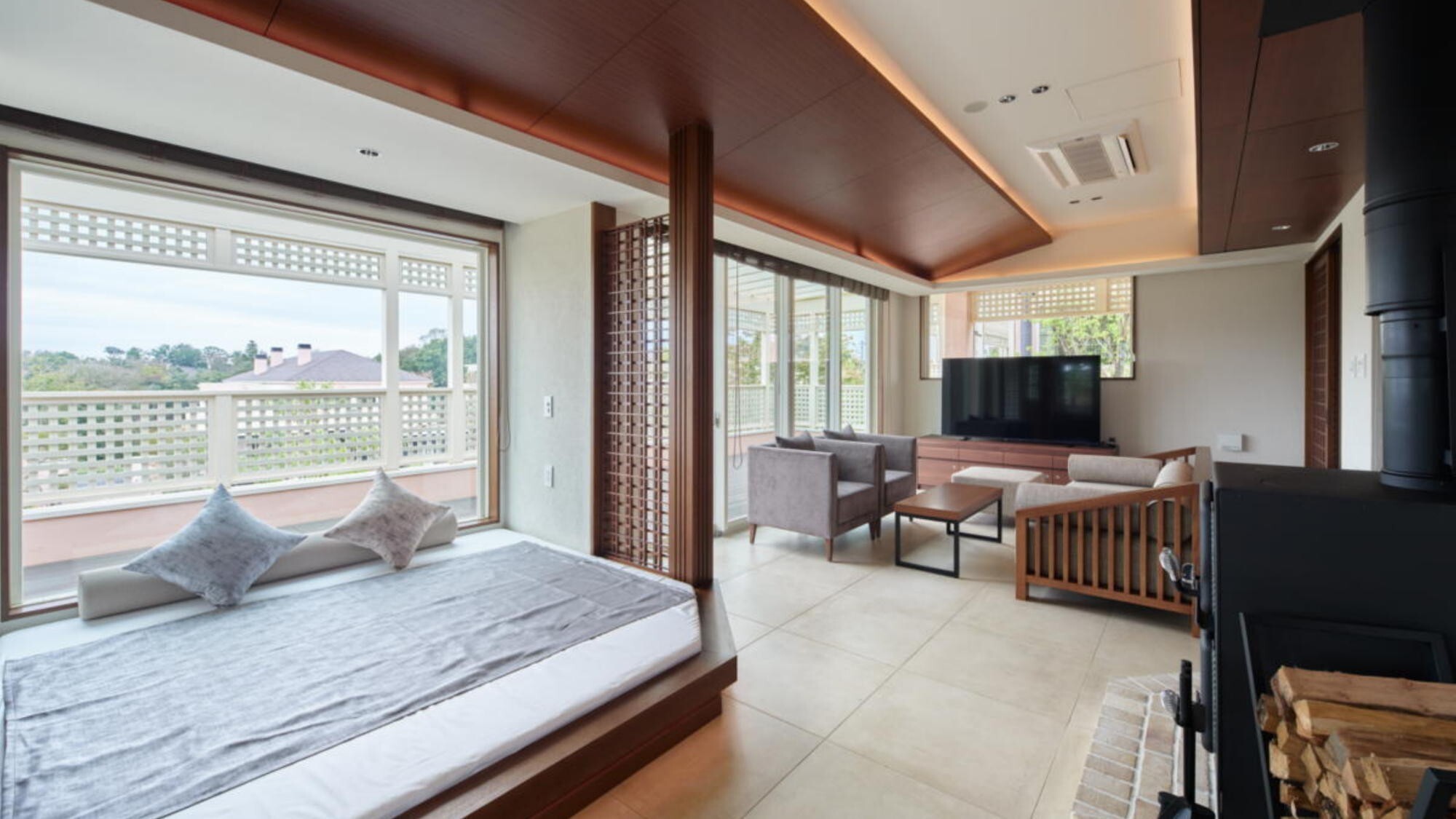 【デラックススイート121平米】客室イメージ