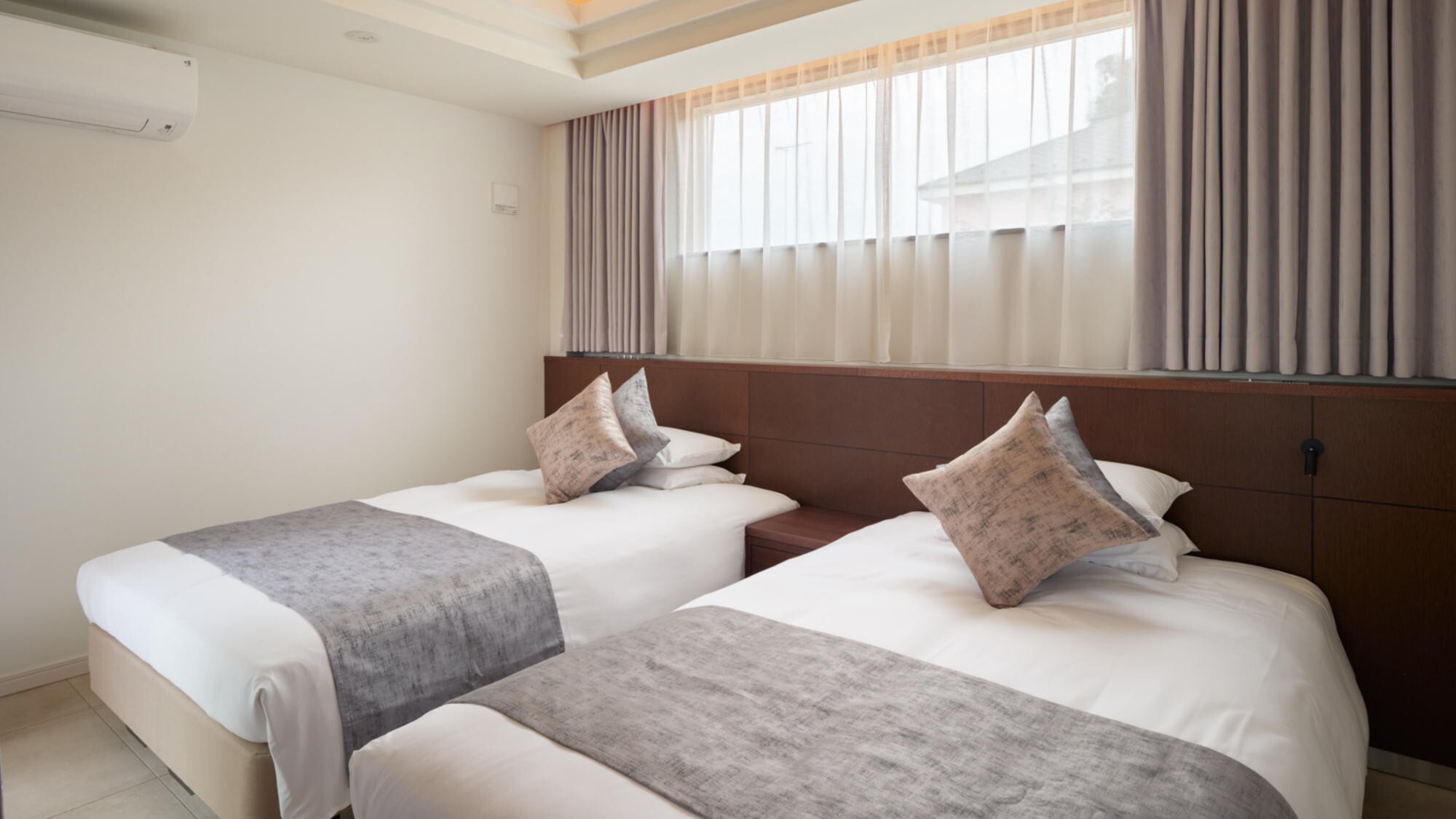 【デラックススイート121平米】ベッドルーム