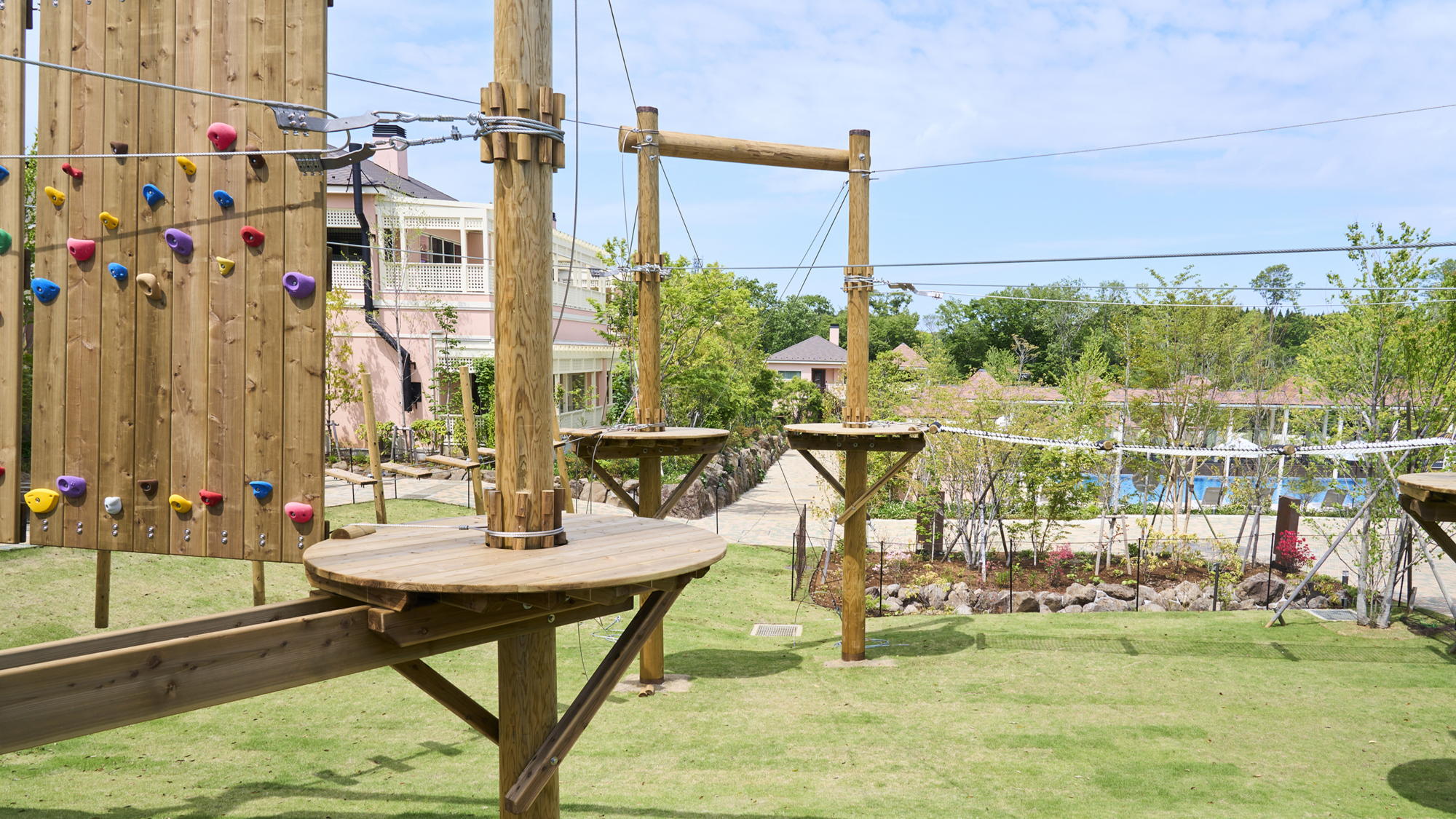 【エアリアルアドベンチャー】大人も子供も夢中に！