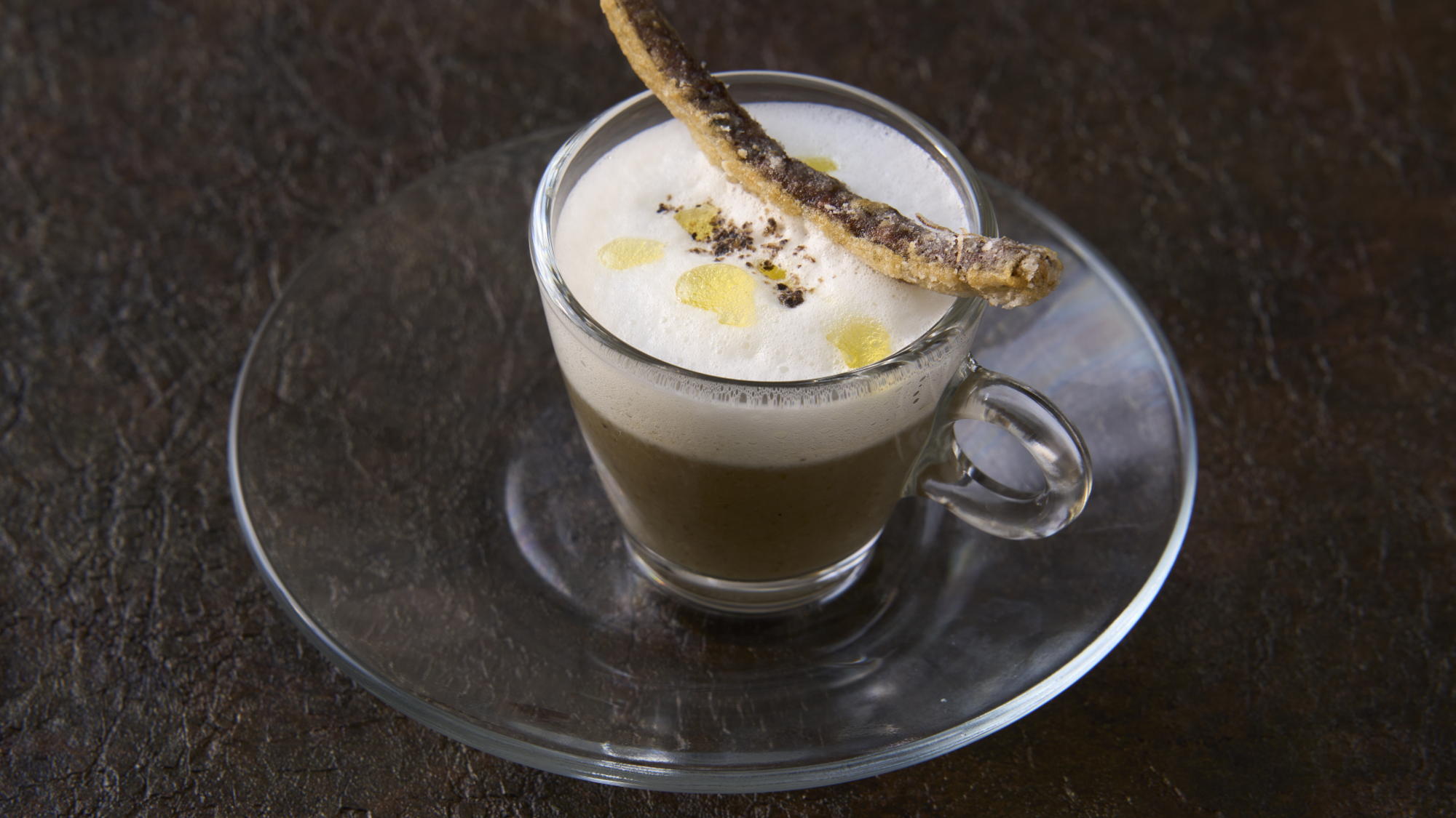 【ディナーコース】八街産ゴボウのポタージュ