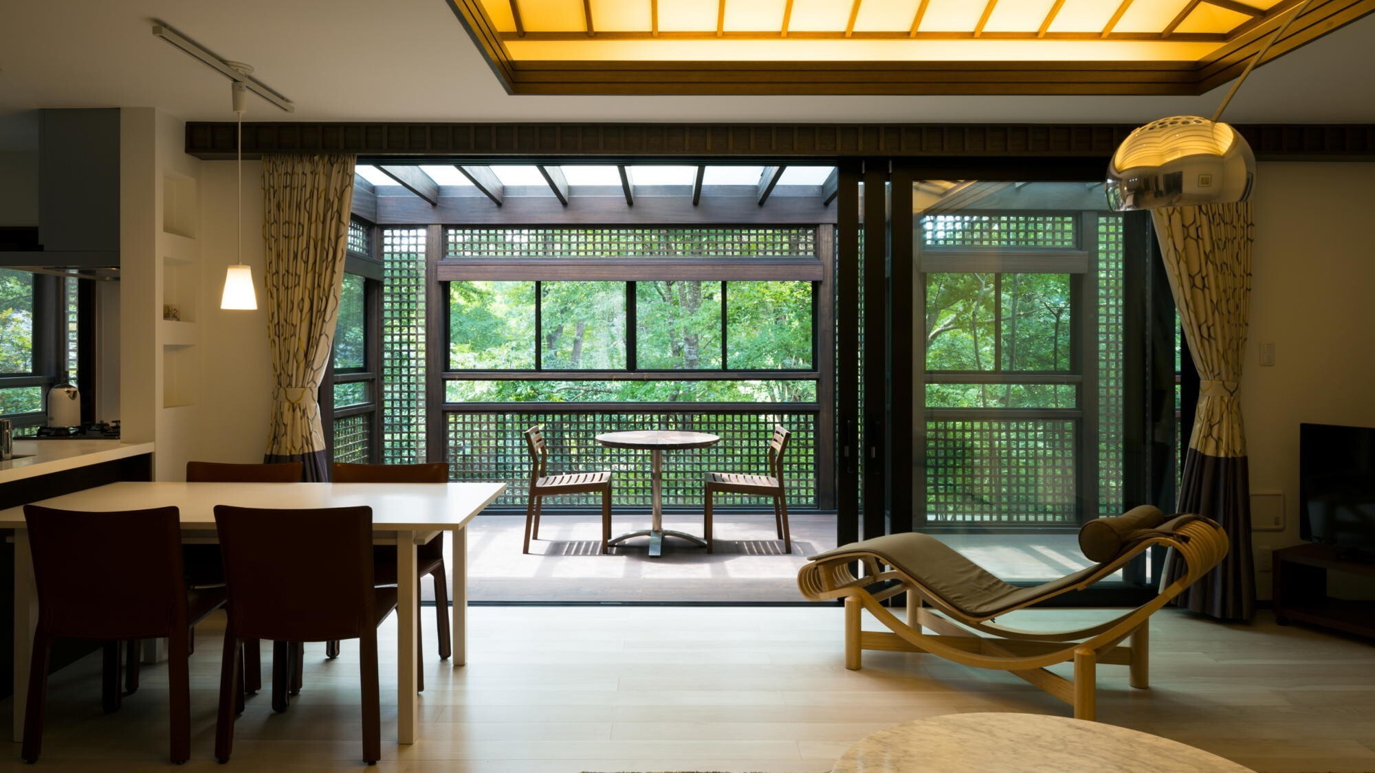 【フェアウェイサイド・デラックススイート107平米】客室イメージ