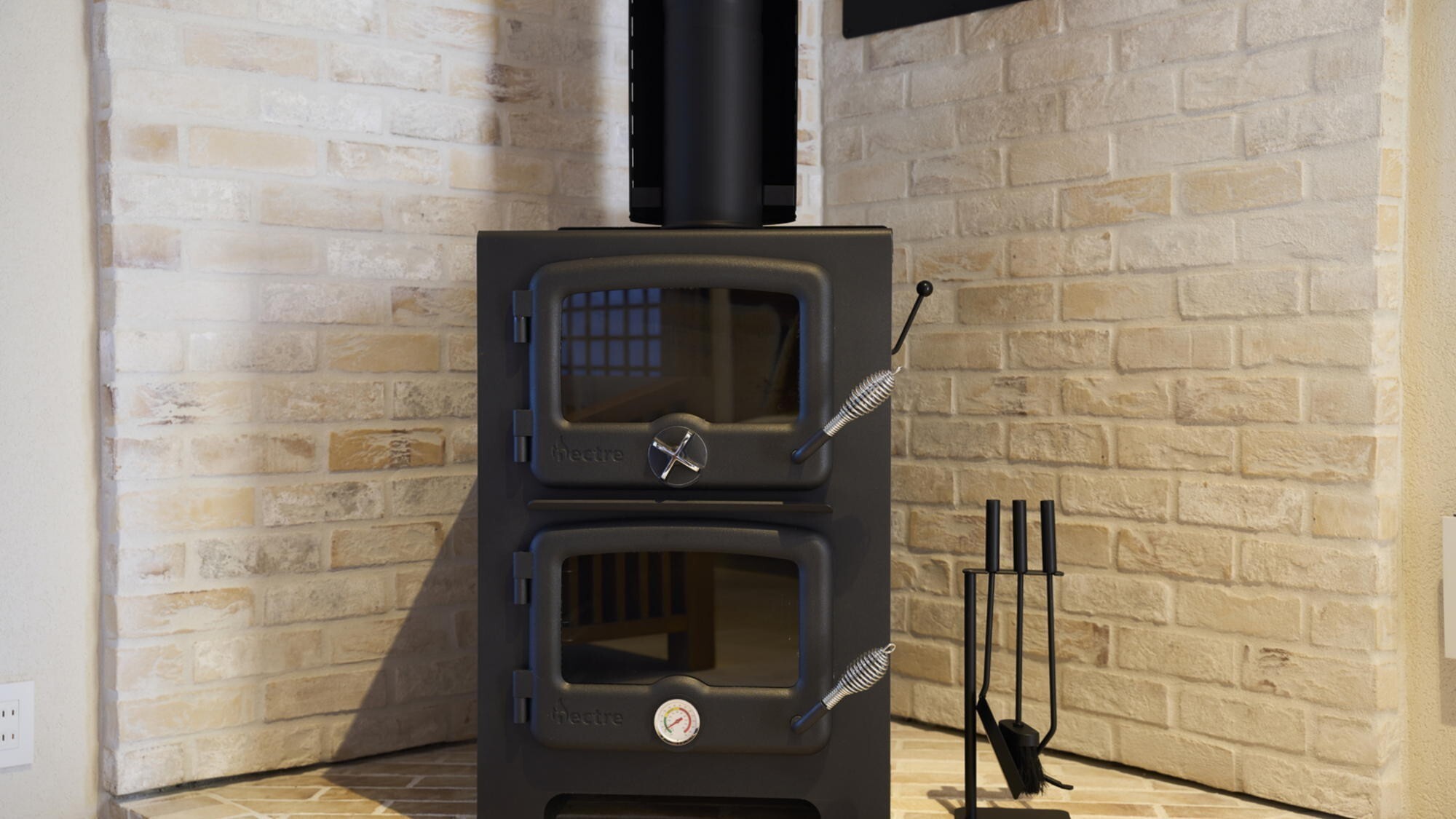 【スーペリアツイン80平米】暖炉を備えた客室