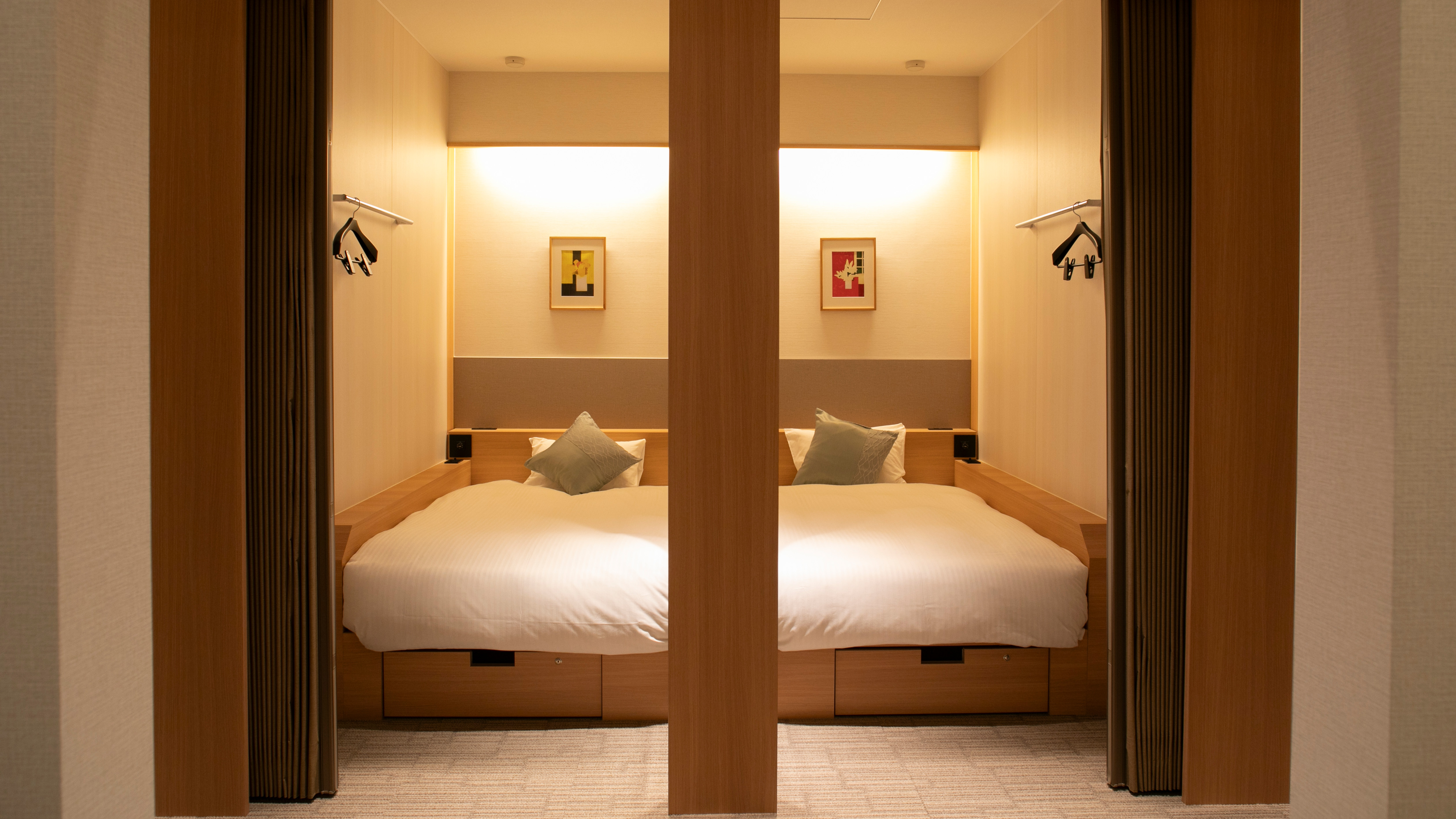 【Personal space（パーソナルスペース）】