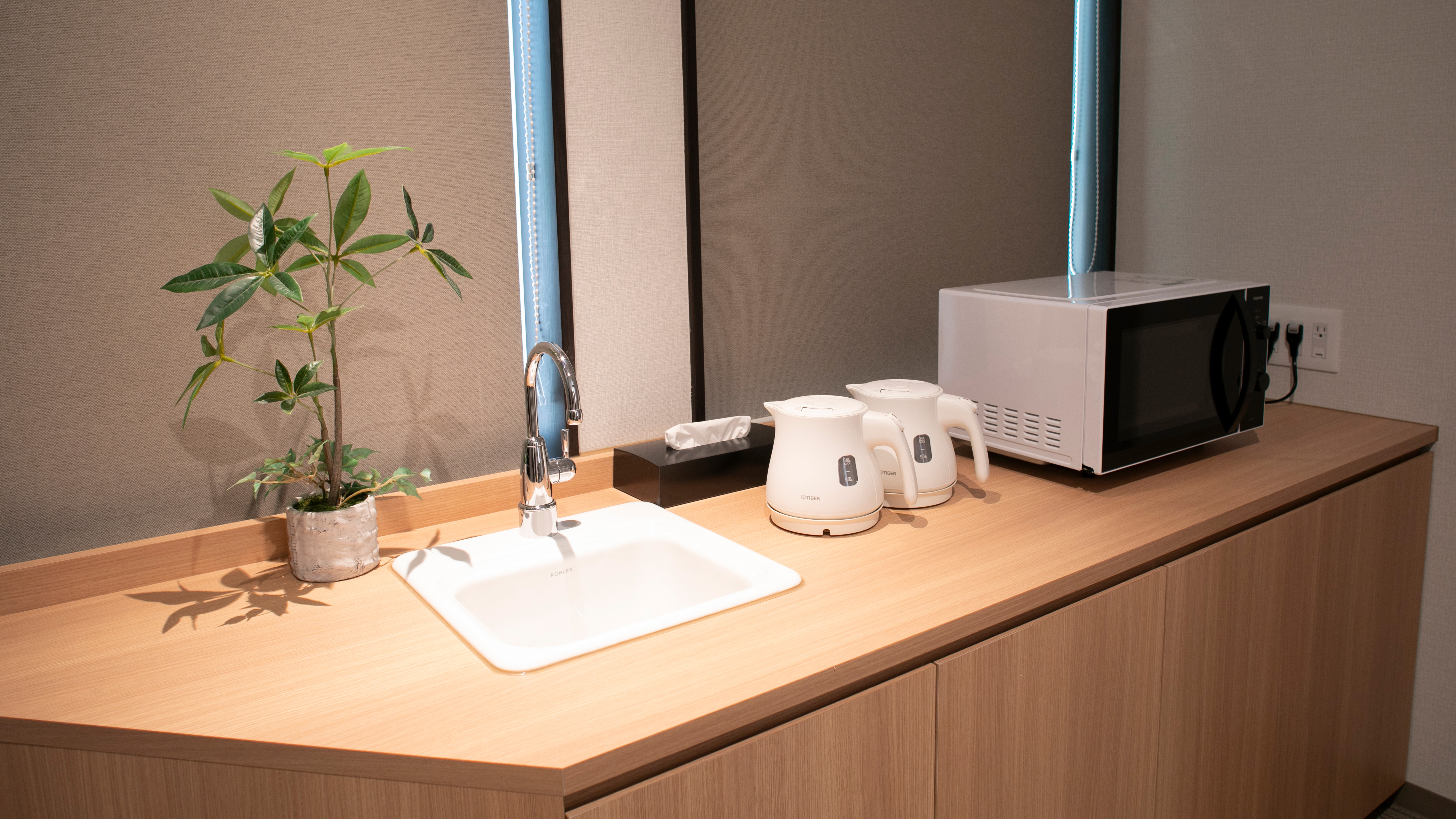 【ポット＆電子レンジ（1F）】