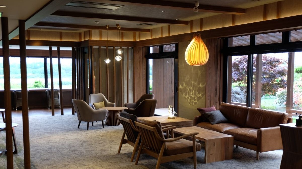 平日限定「River View Lounge 渡月」×人気の露天風呂付和室８畳（ビュッフェ２食付き）