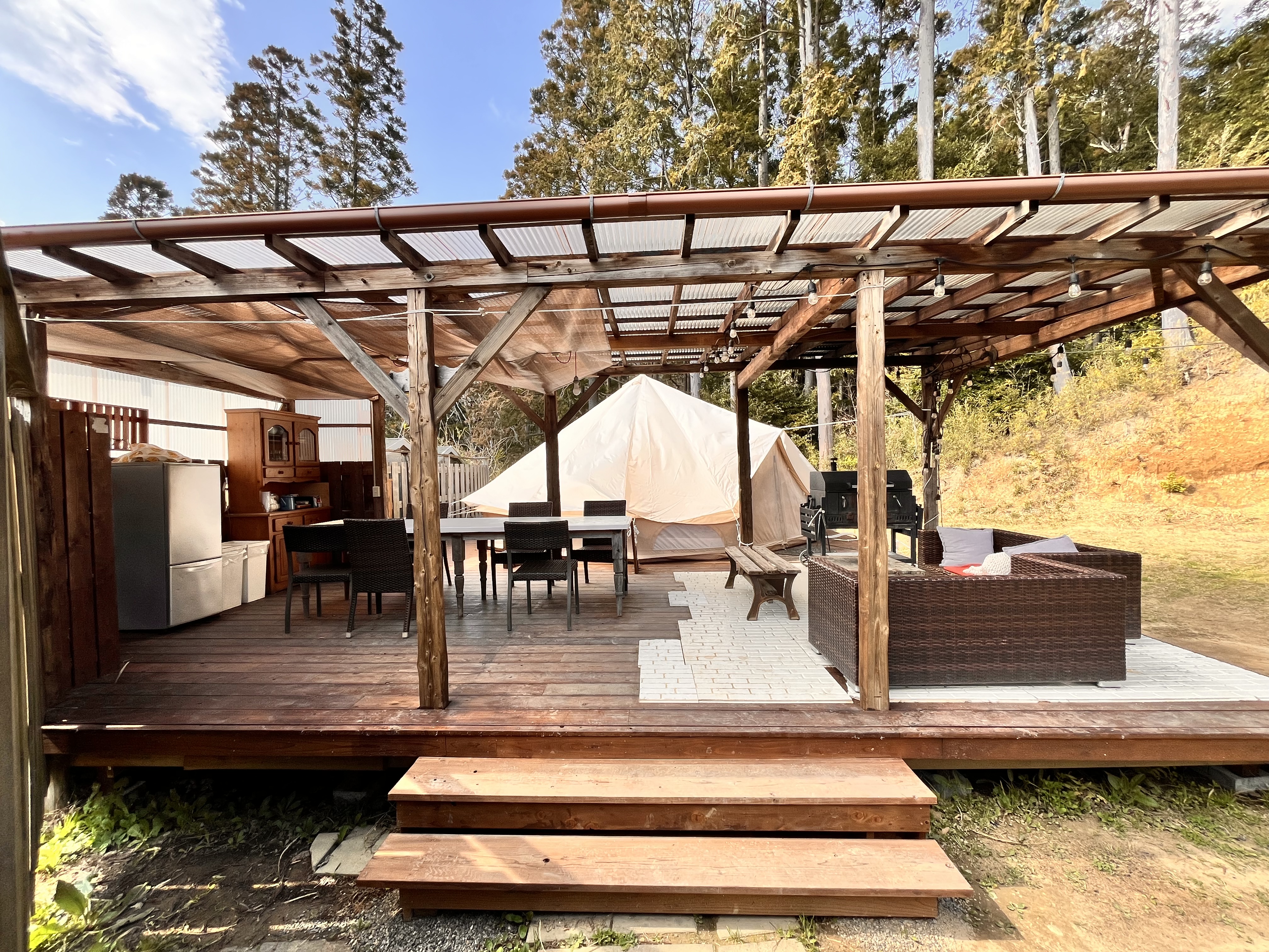 リビングのあるテント