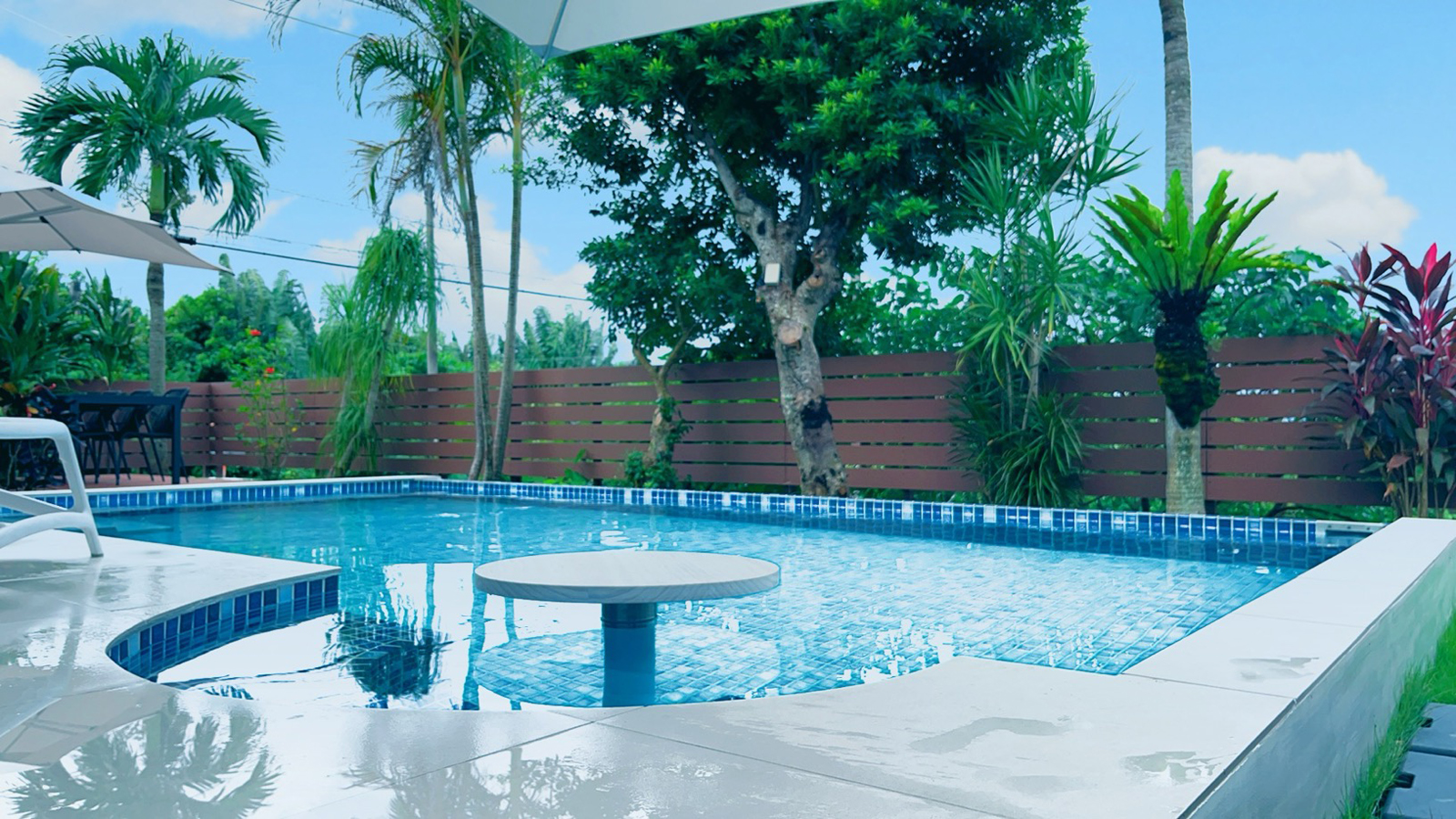 プライベートプール*