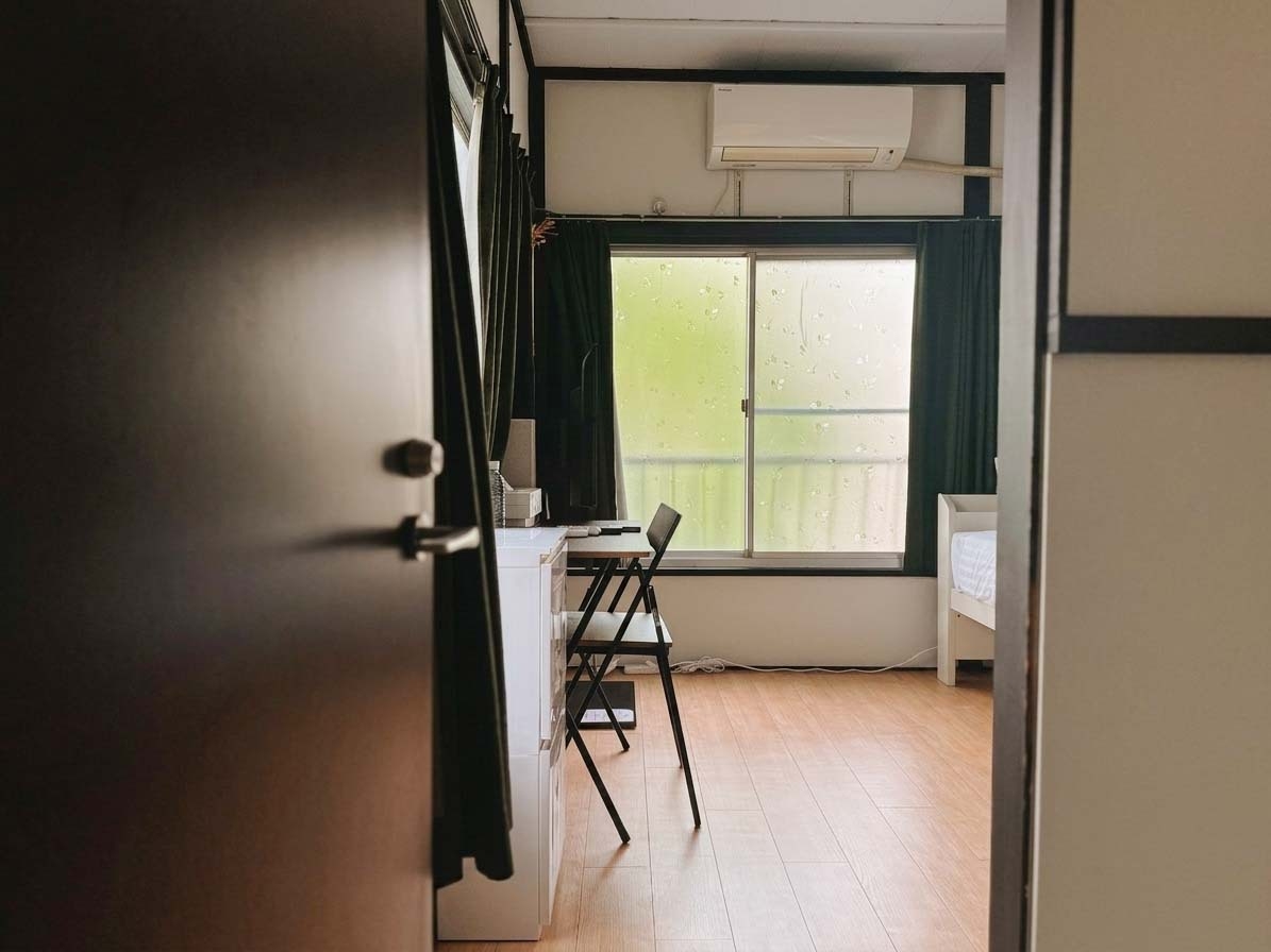【素泊まり】アクティブな東京滞在の拠点に！都心の閑静な住宅街に佇むゲストハウスに泊まる