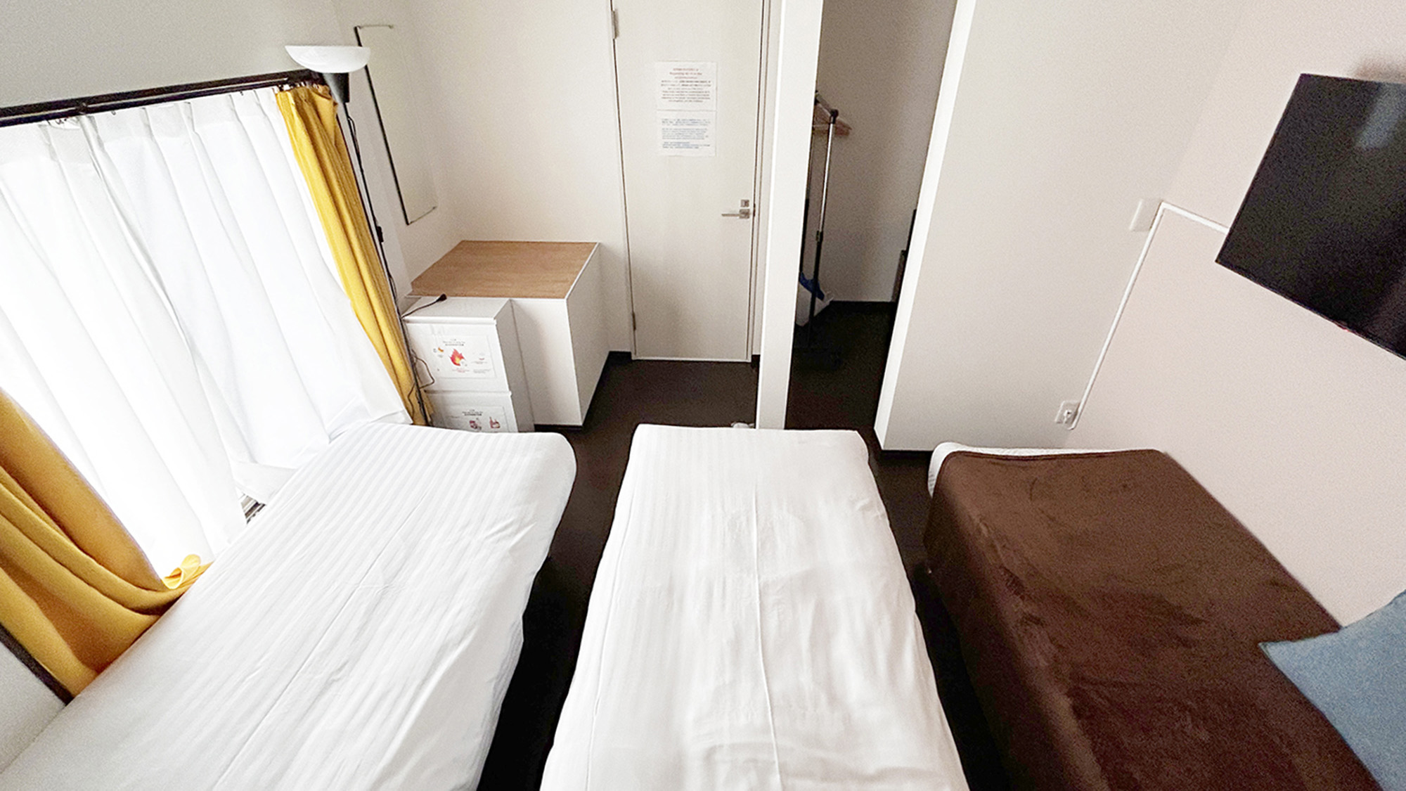 ・【208トリプル】コンパクトなお部屋です。宿は寝るだけ…という人に最適