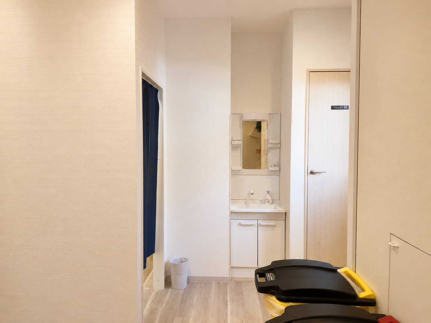 WEST棟のお部屋専用共用ダイニングエリアです。