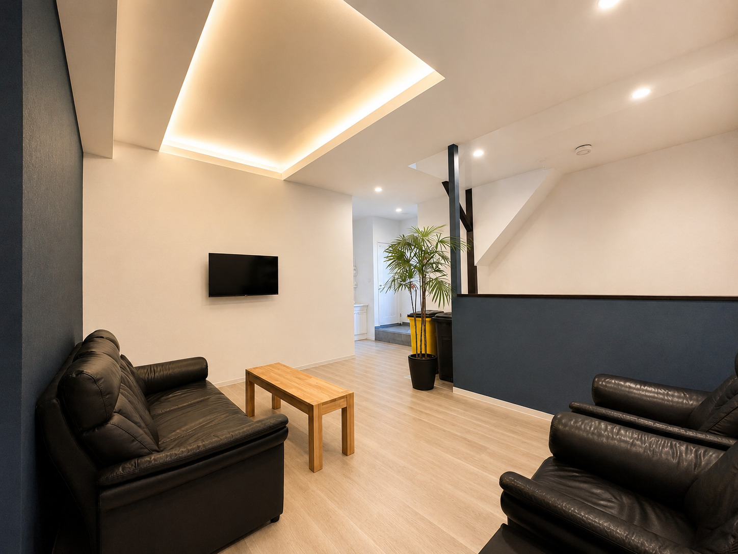 WEST棟のお部屋専用共用ダイニングエリアです。