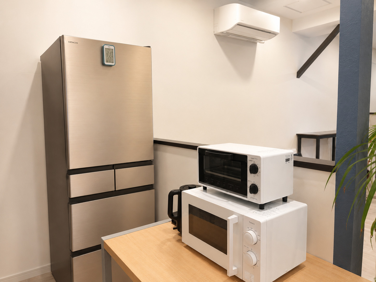 WEST棟のお部屋専用共用ダイニングエリアです。