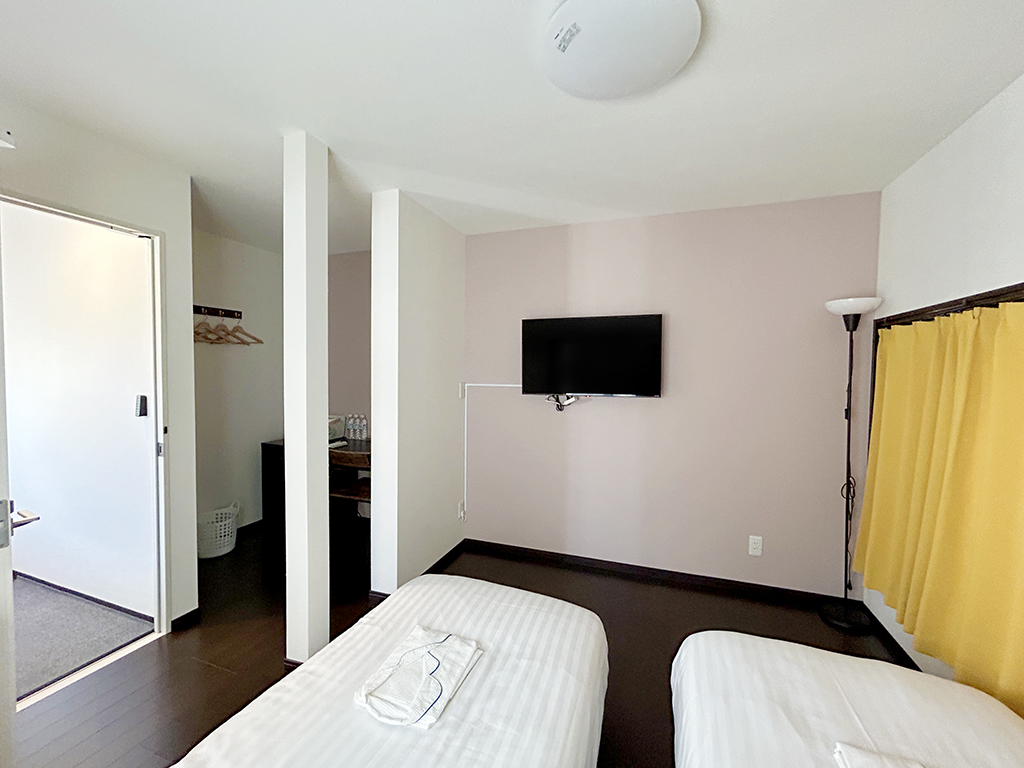 【禁煙】ツインルーム※バストイレ共同