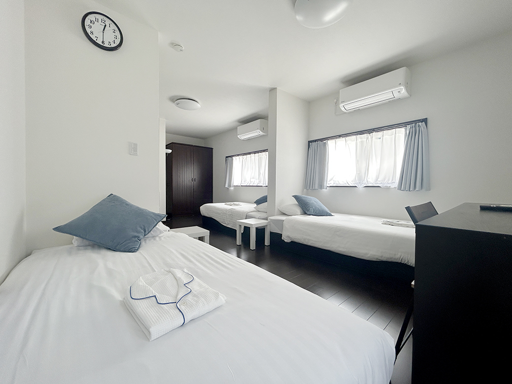 【禁煙】グループ用4名様個室※バストイレ共同