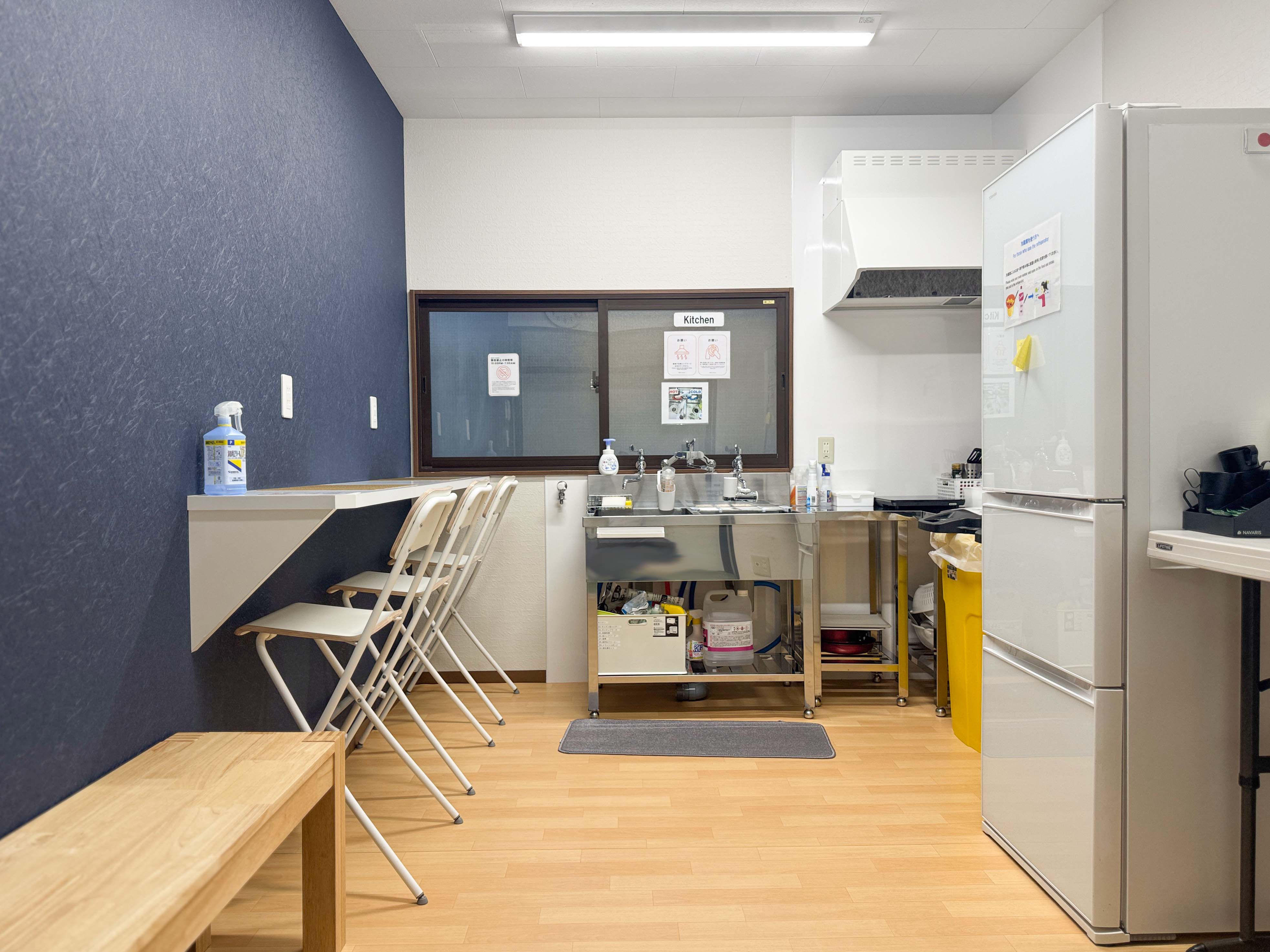 ・【EAST2F 共用キッチン】自炊派の人もOK！お茶なども自由にお飲みください