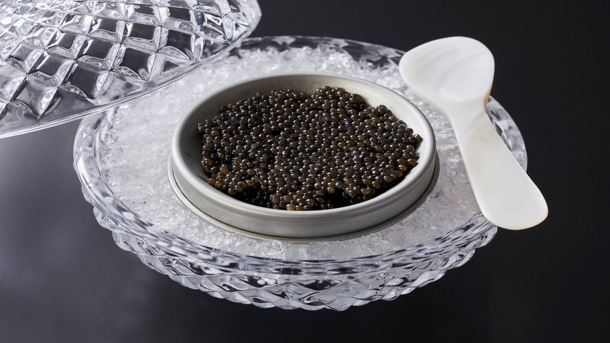 デラックス会席一例）近大キャビア　合計九品の中からお一人三品お選びください！