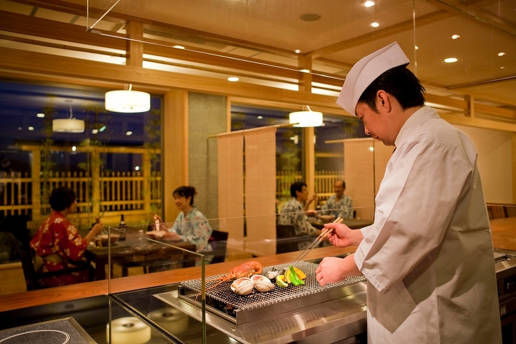 いけすのあるお食事処「あくら」