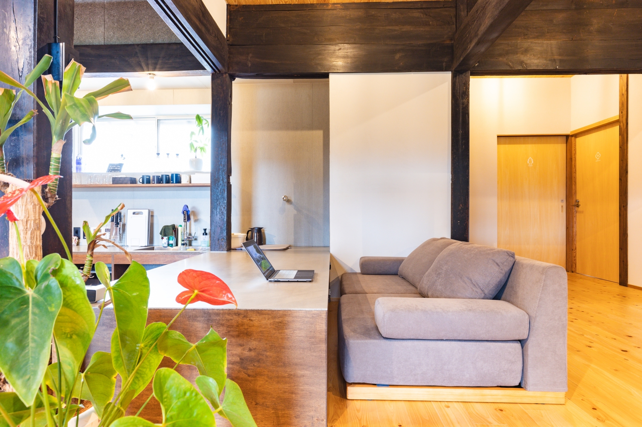 カウンタースペース