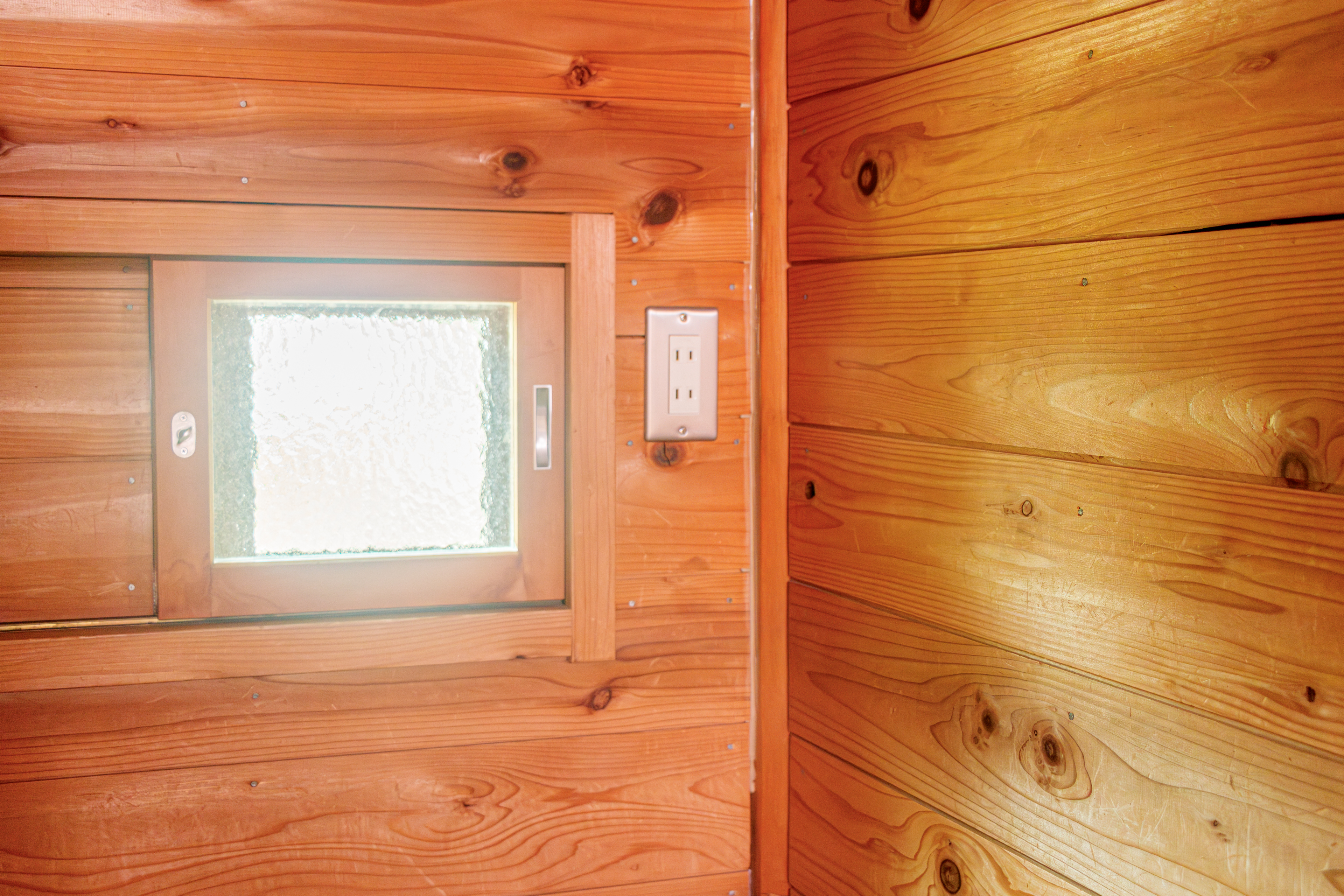 8人用バンガロー