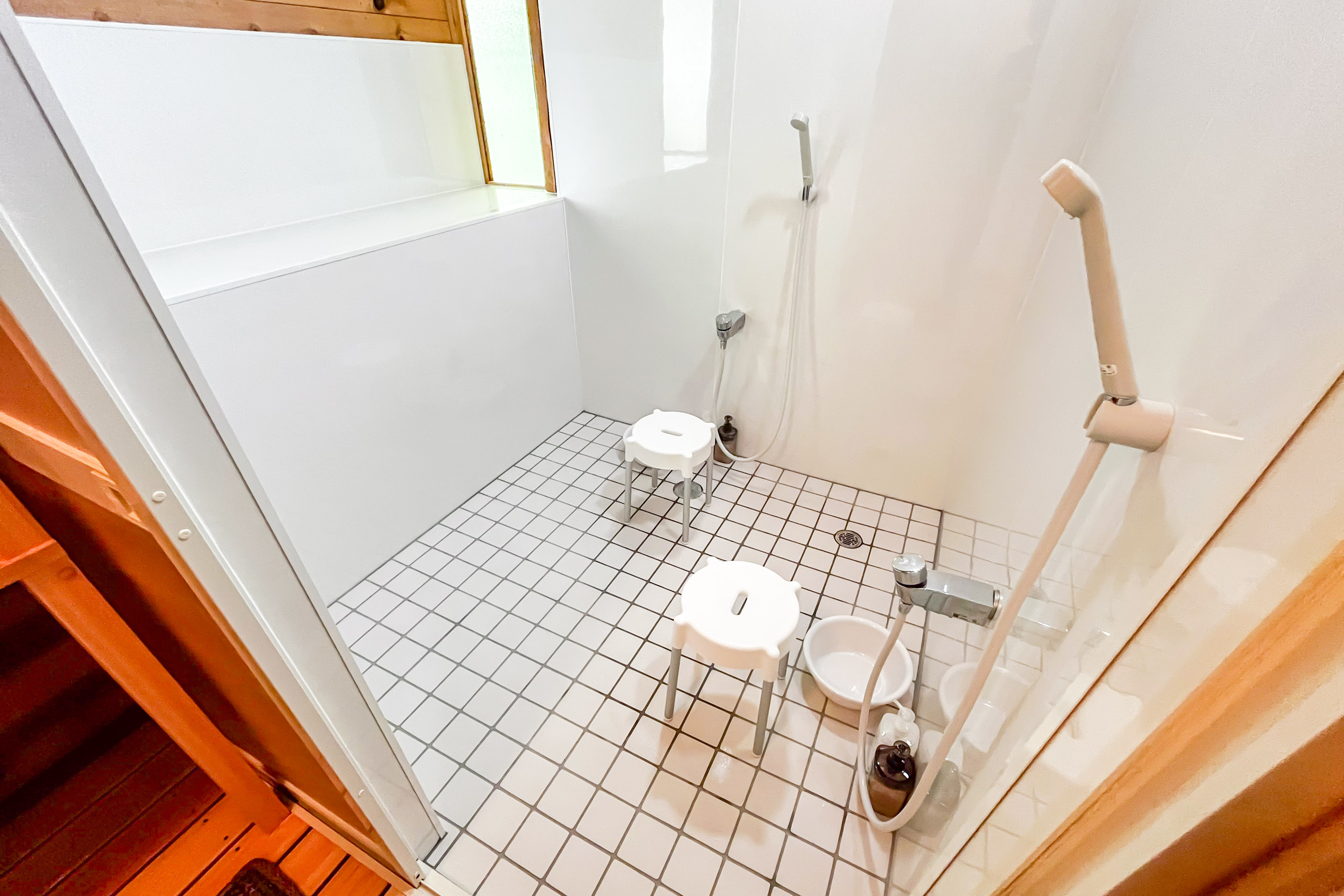 シャワールーム