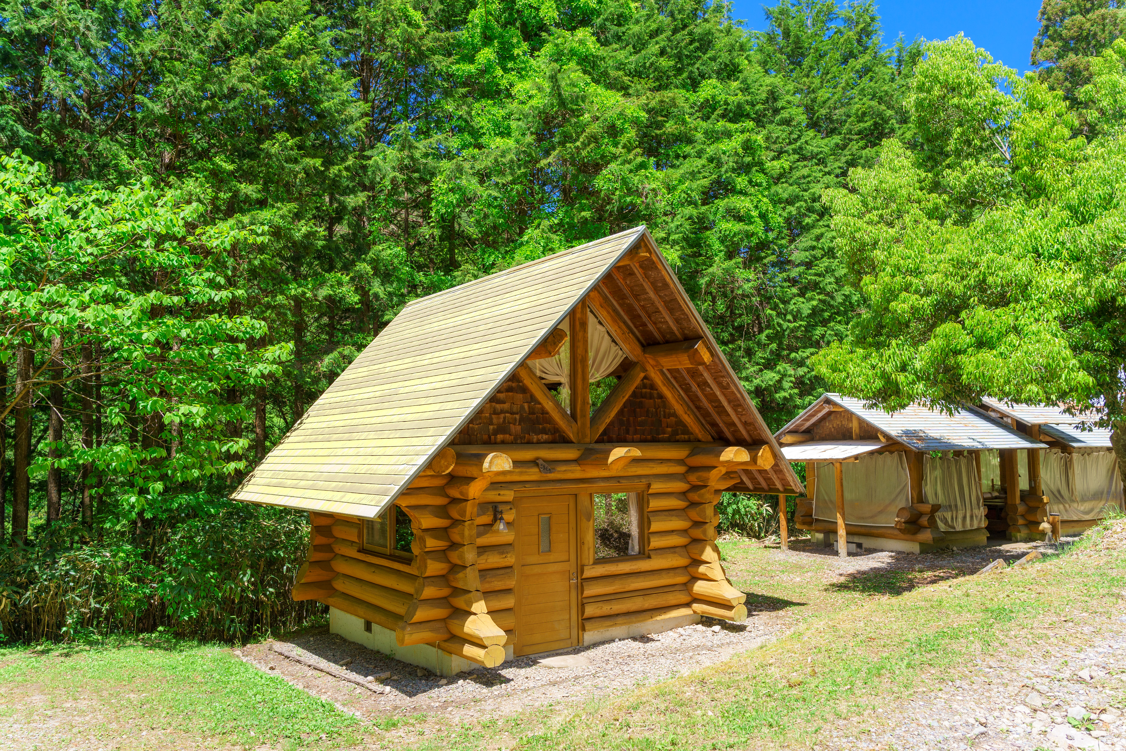 6人用ログハウス