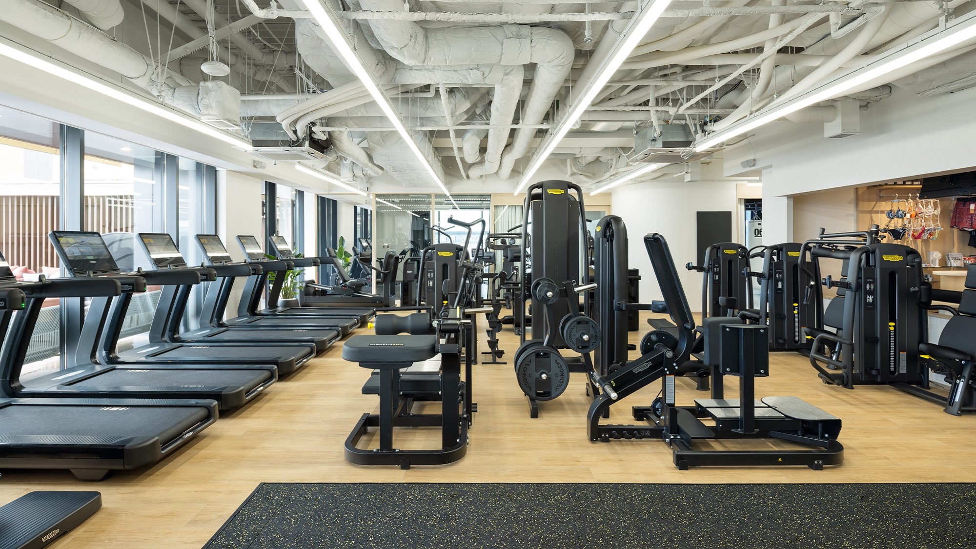 「うめきた温泉 蓮」フィットネスジム