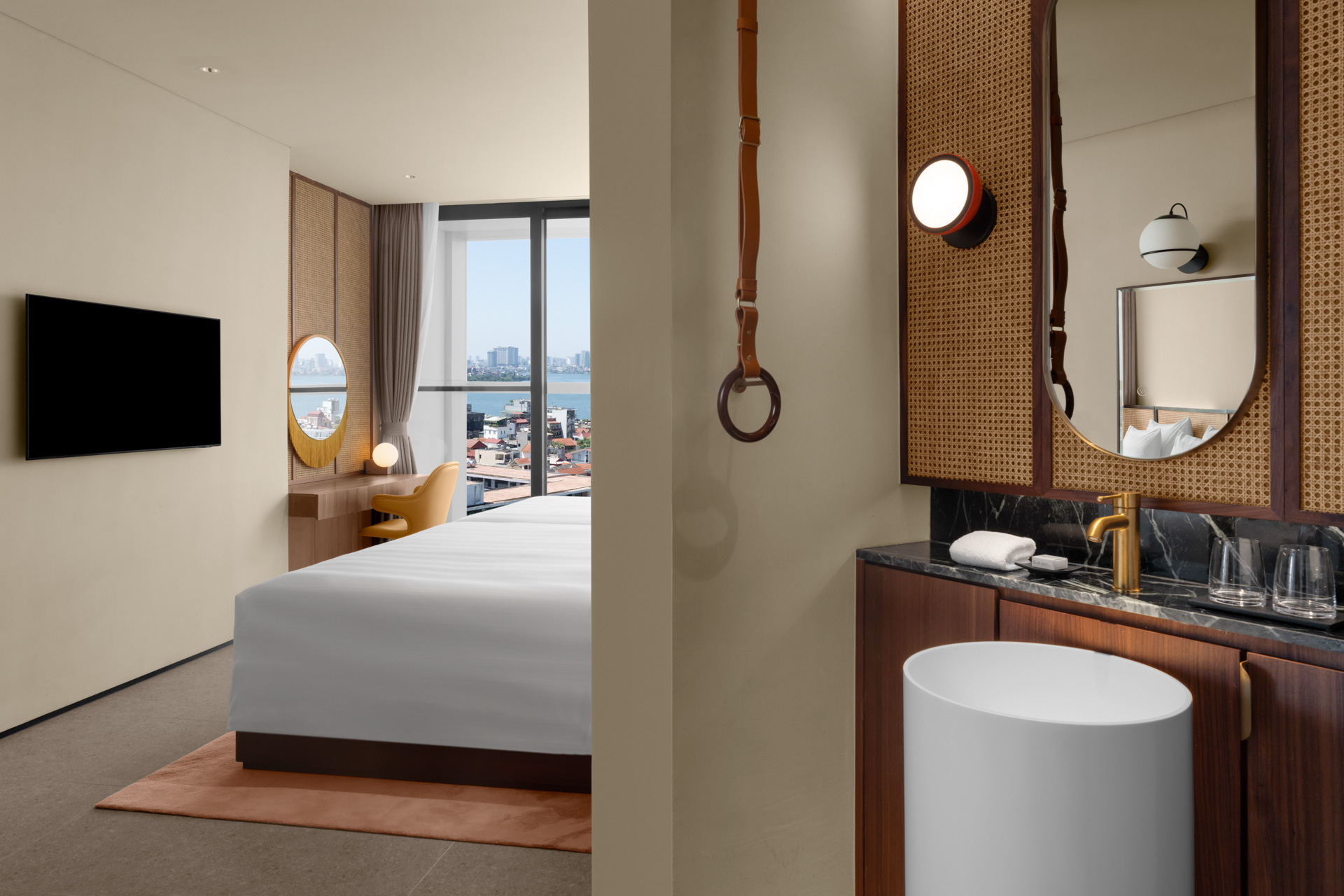 スーペリア コンバーチブル