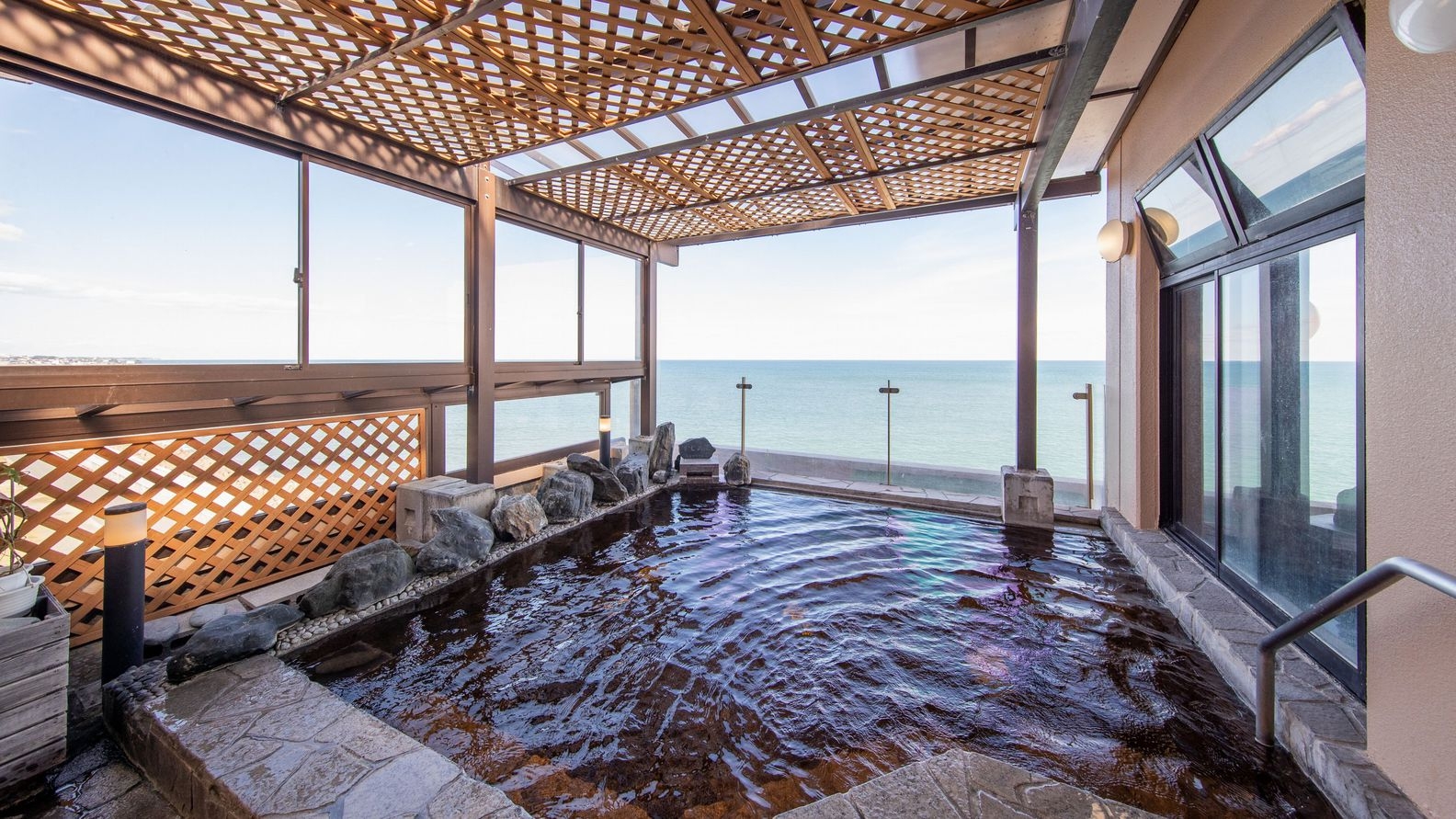 【朝食無し】『海づくし親潮標準料理』１泊夕食付プラン　釣り、ゴルフなど早朝出発やブランチ派におすすめ