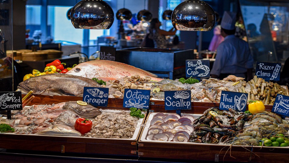 Ploenchit All-Day ダイニングレストラン　シーフードブッフェ