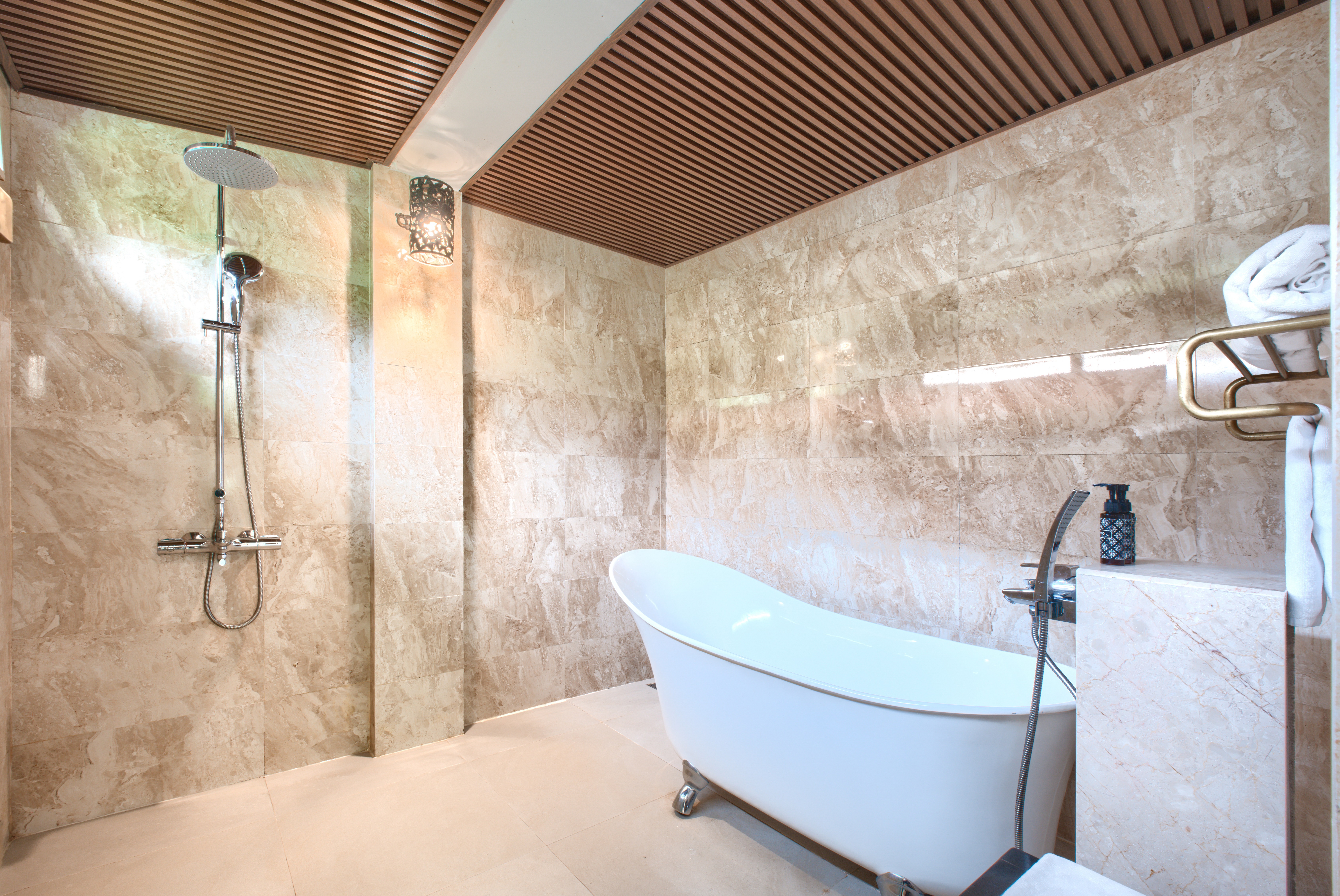 インルームスチームサウナ付きヴィラキングルーム - フットマッサージ、温泉込み