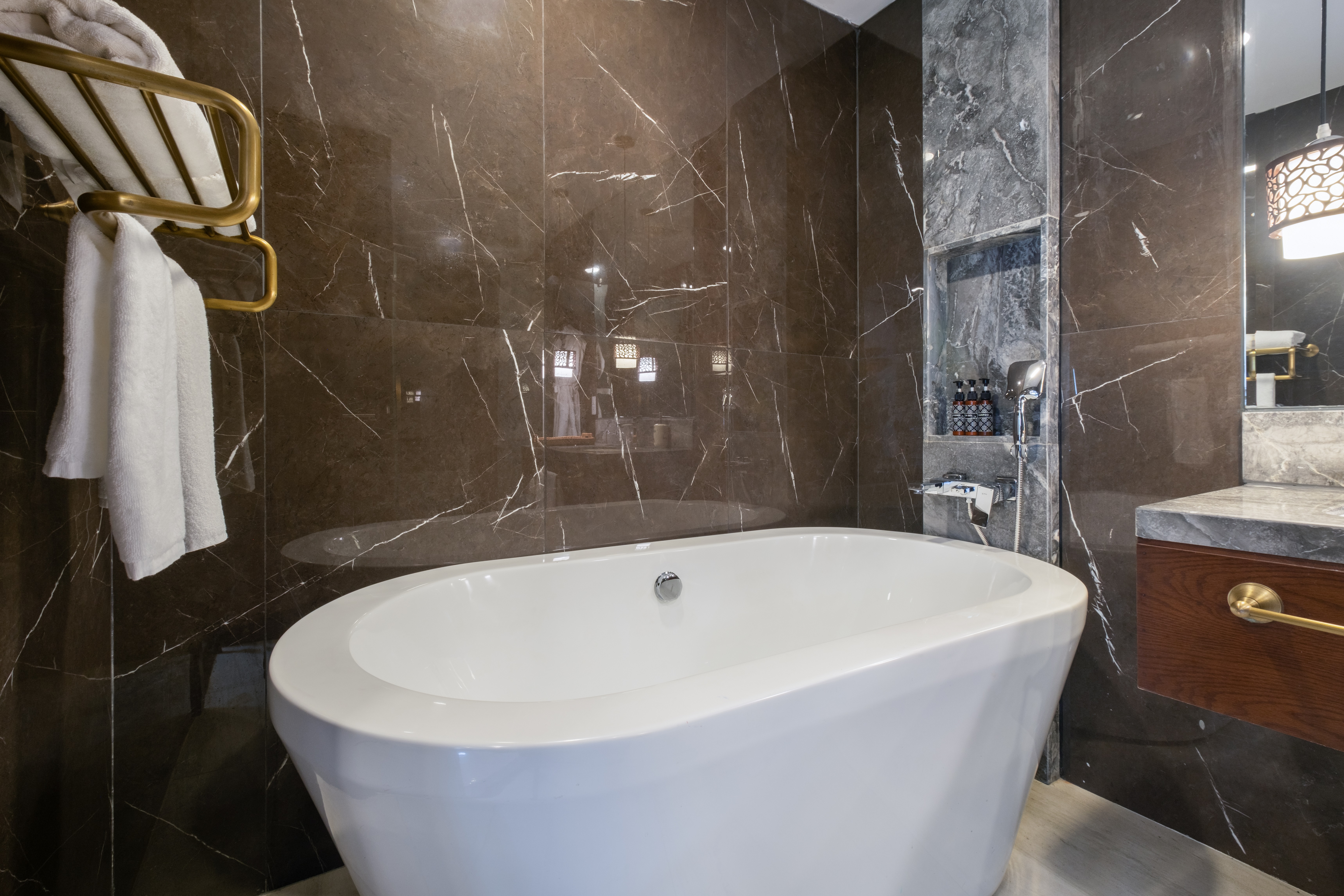 ガーデンビュー付きデラックスキングルーム - 温泉込み