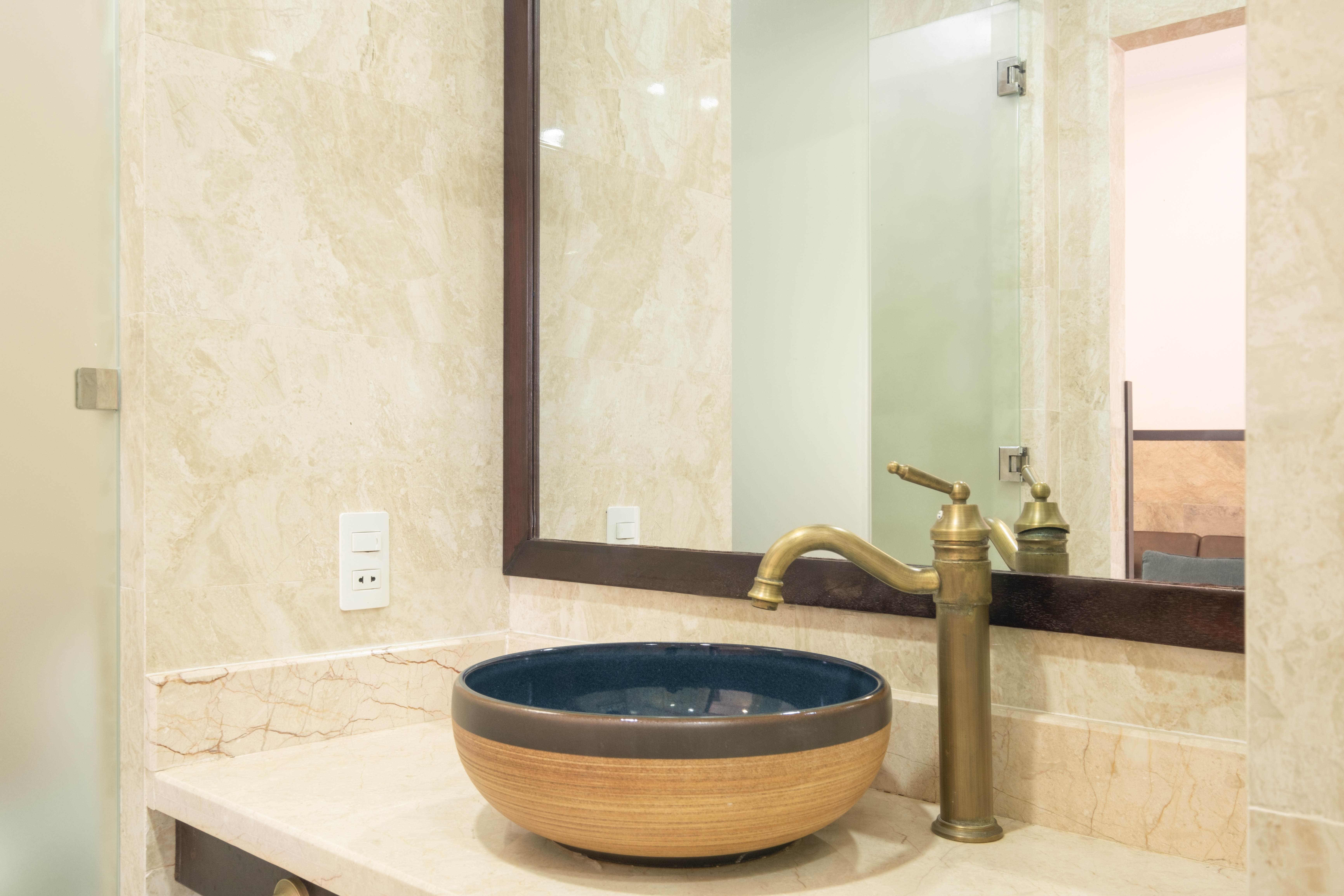 部分的な川の景色付きプレミアキングルーム - 温泉込み