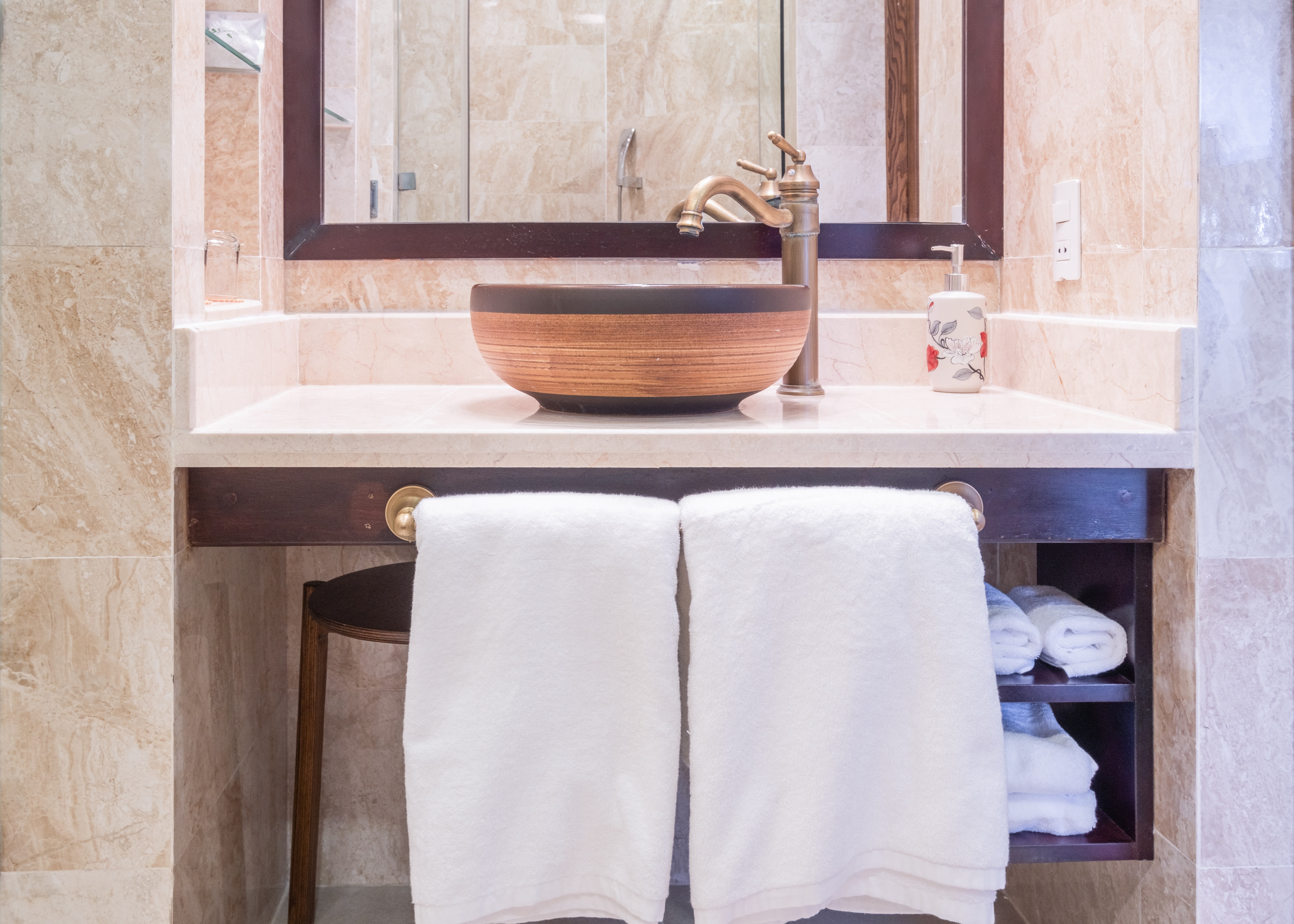 川の景色付きスーペリアキングルーム - 高層階 - 温泉込み