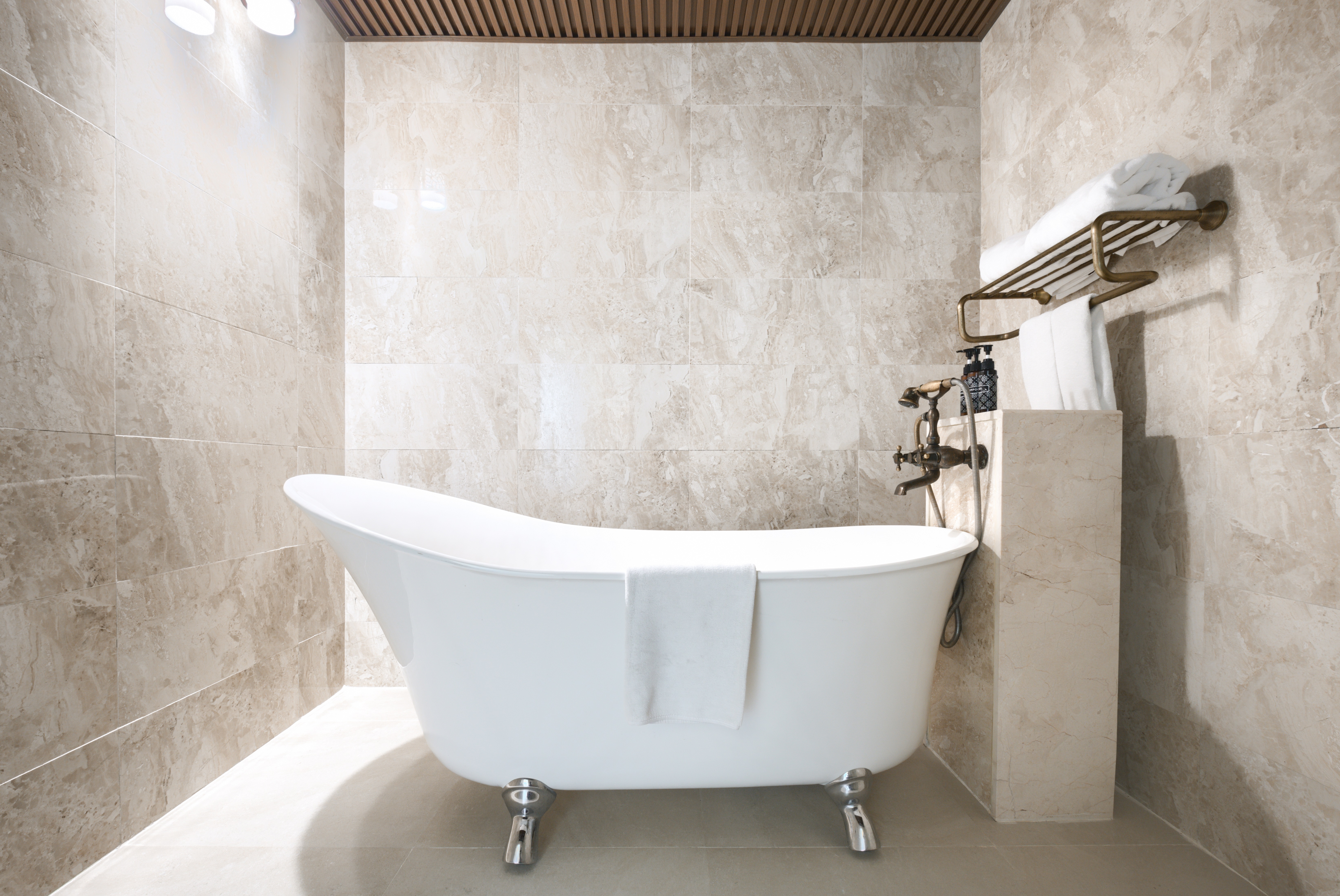 レイクビュー付きヴィラキングルーム - フットマッサージ、温泉込み