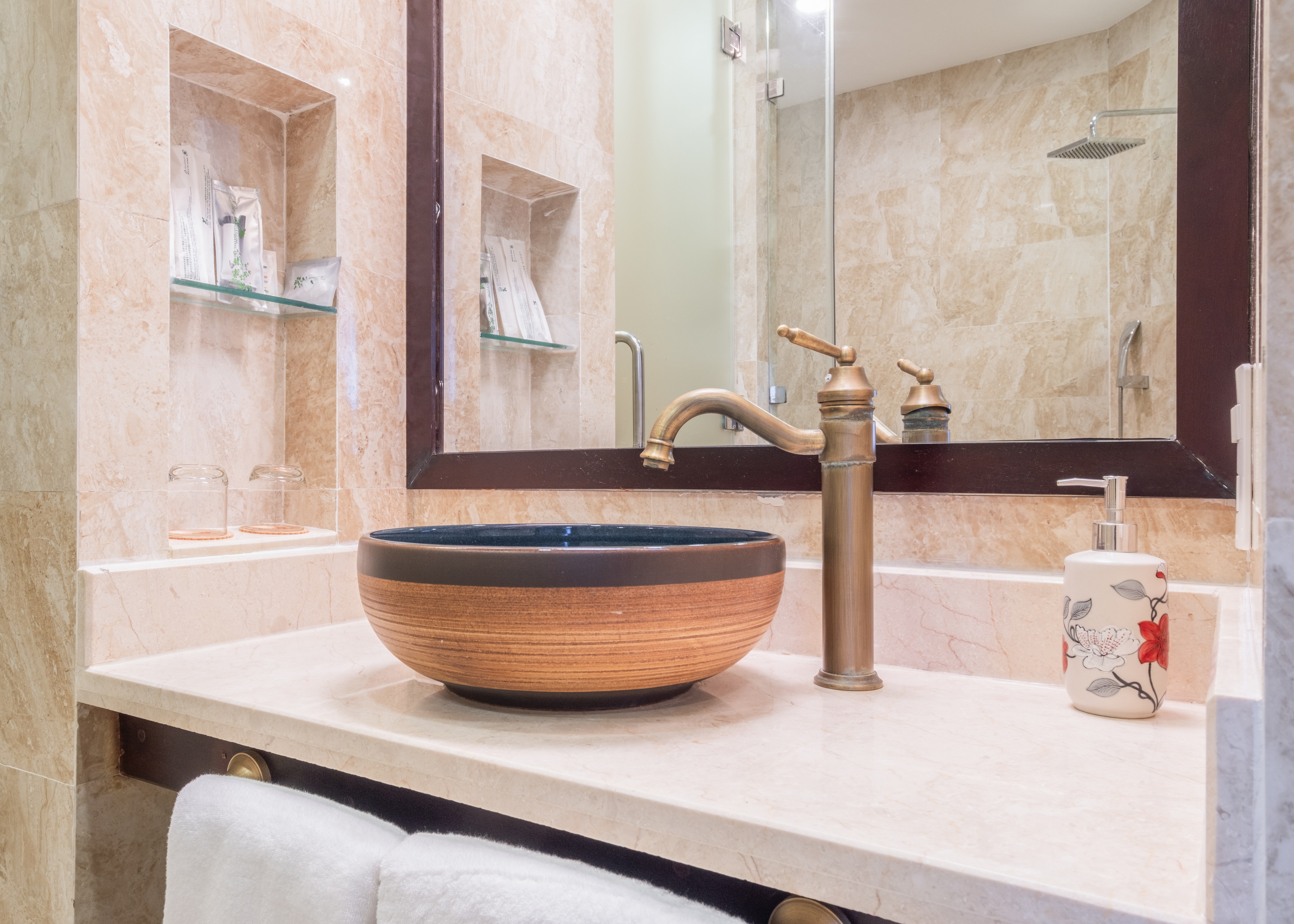 部分的な川の景色付きスーペリアキングルーム - 温泉込み