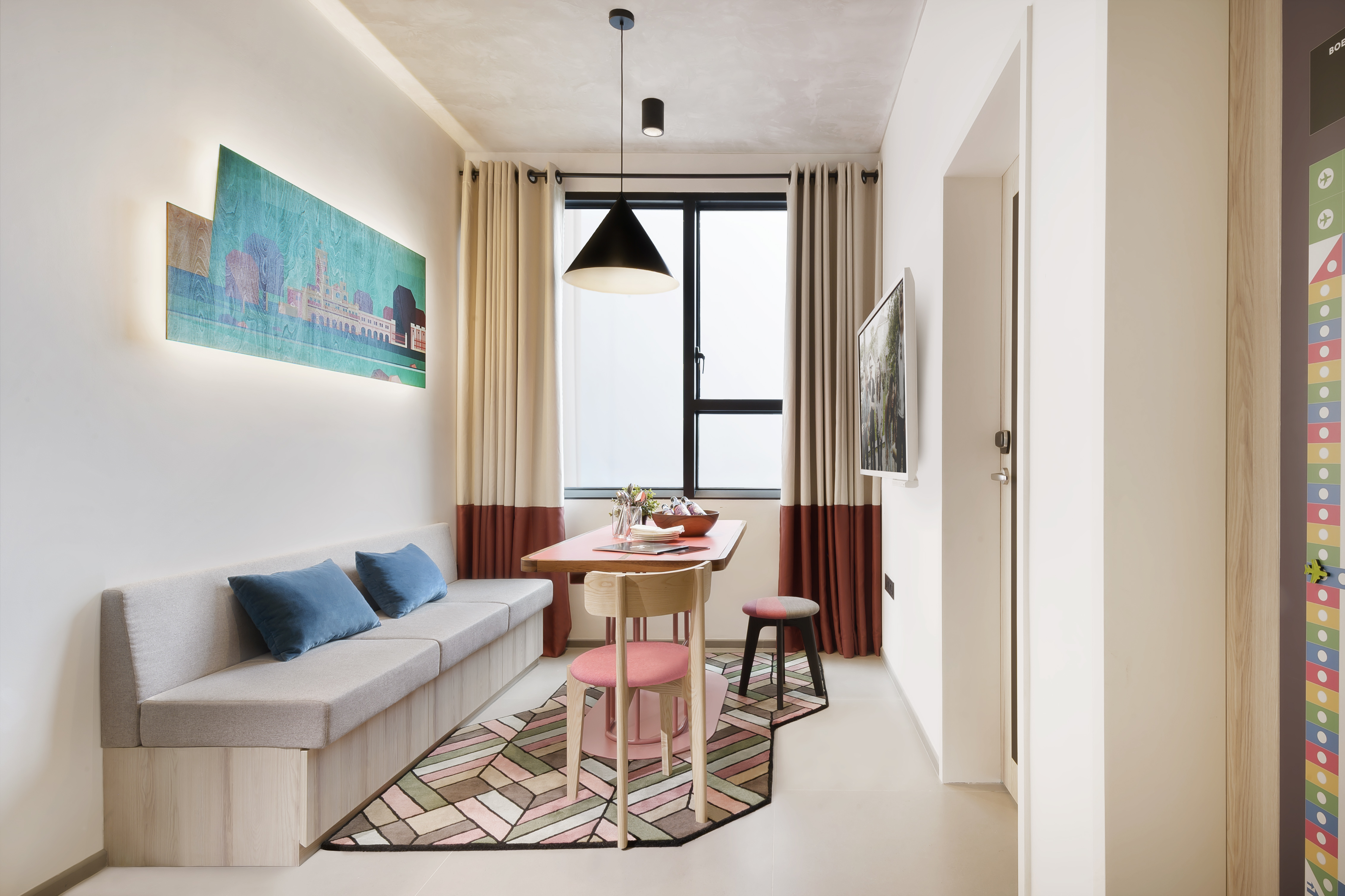 オールトゥゲザー（4ベッドルーム） (70平米)