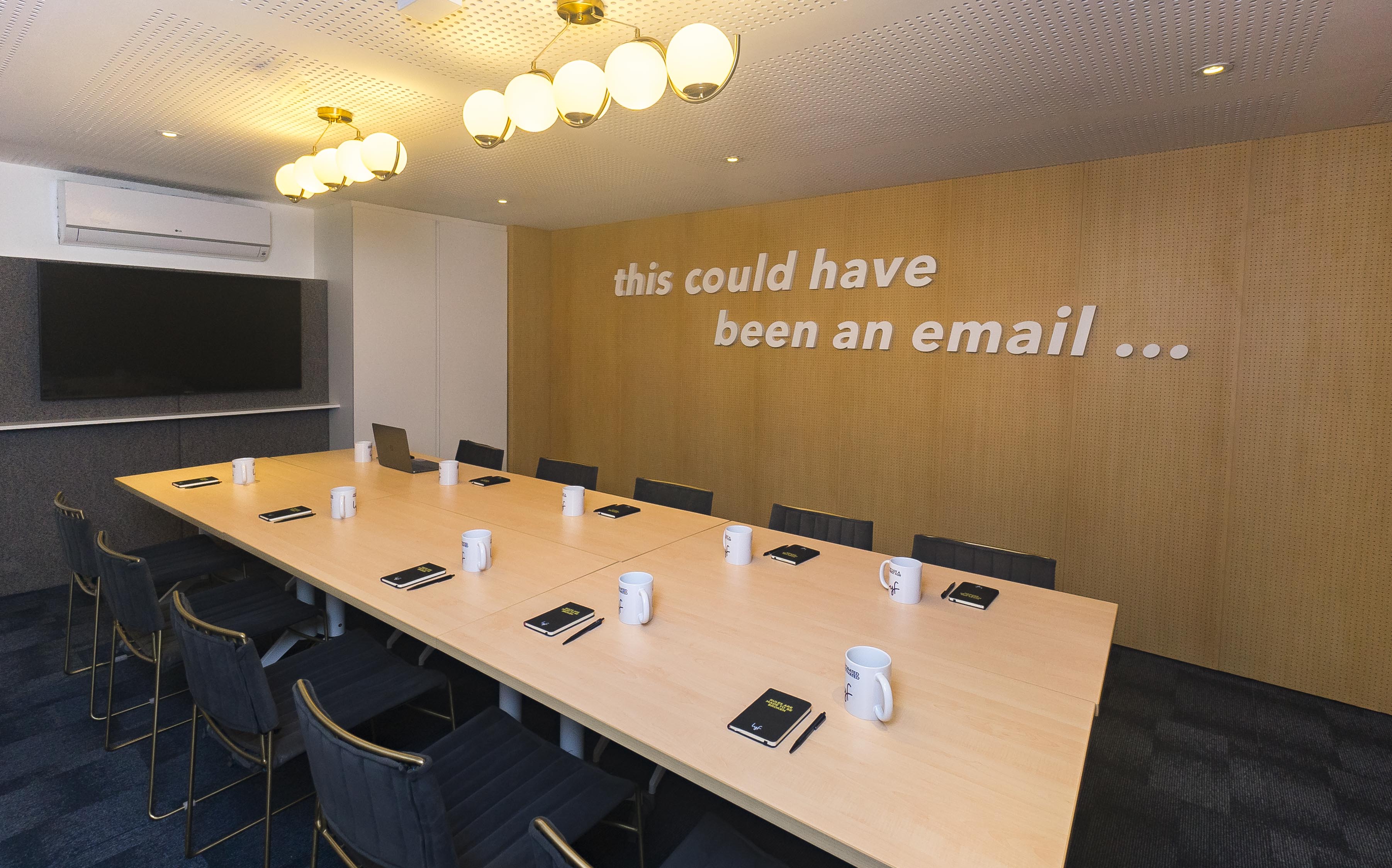 Huddle ( co-working space)