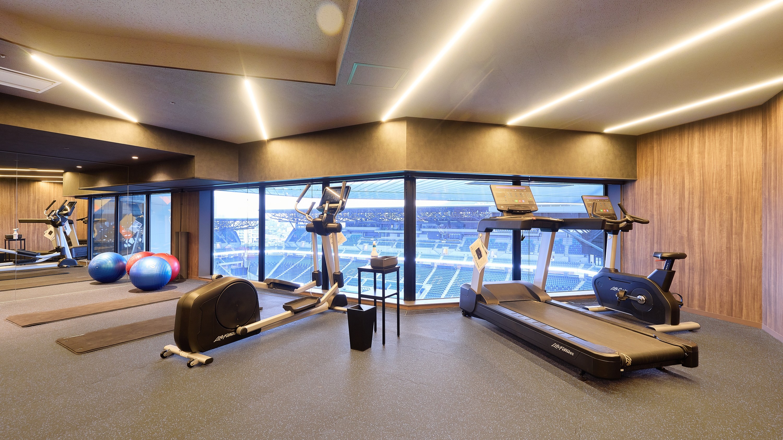 フィットネスジム