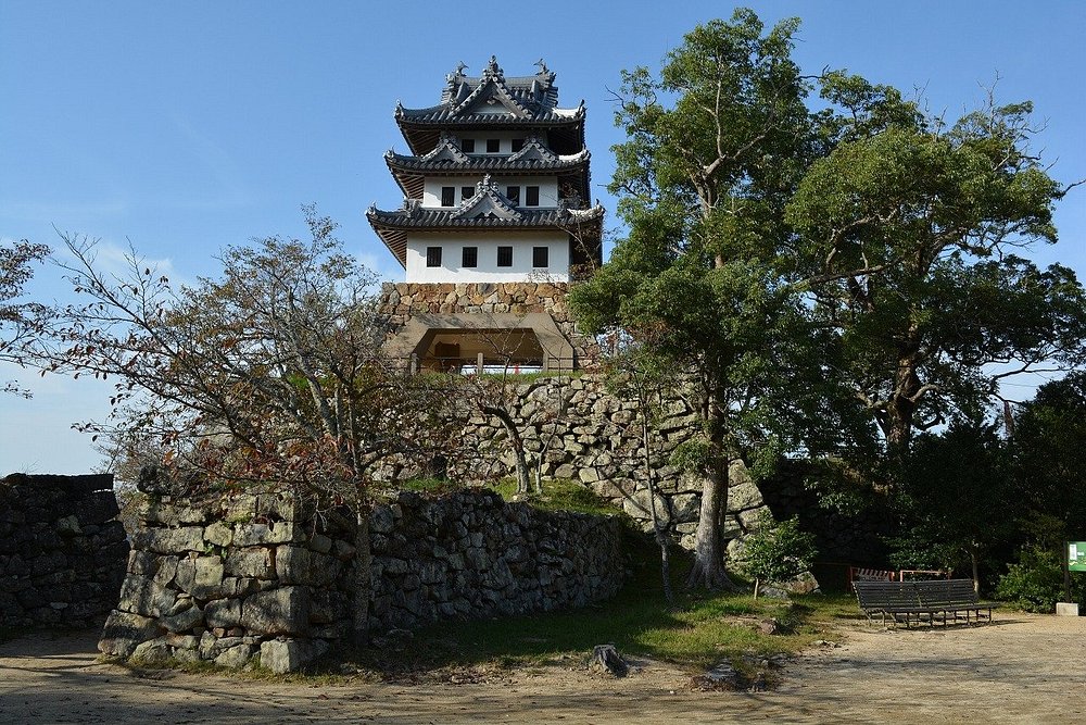 洲本城