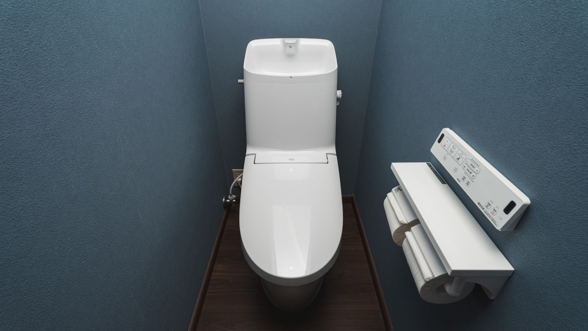 【ルーフトップヴィラ】トイレ